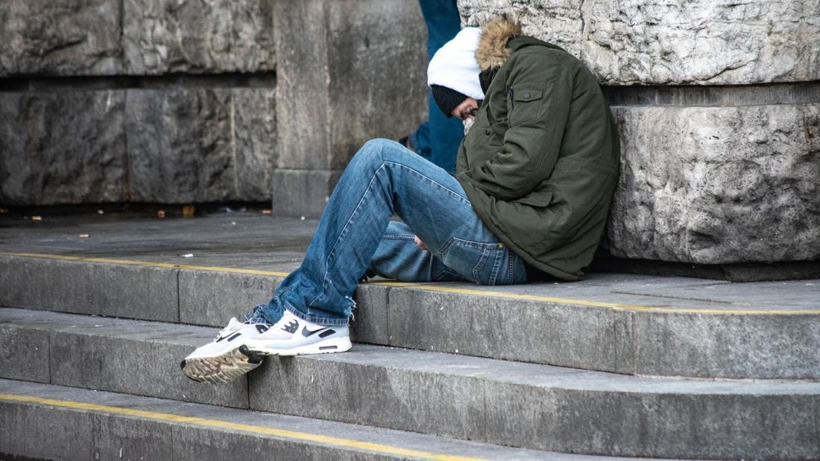 Brussel·les certificarà els sensesostre perquè puguen continuar al carrer amb el toc de queda