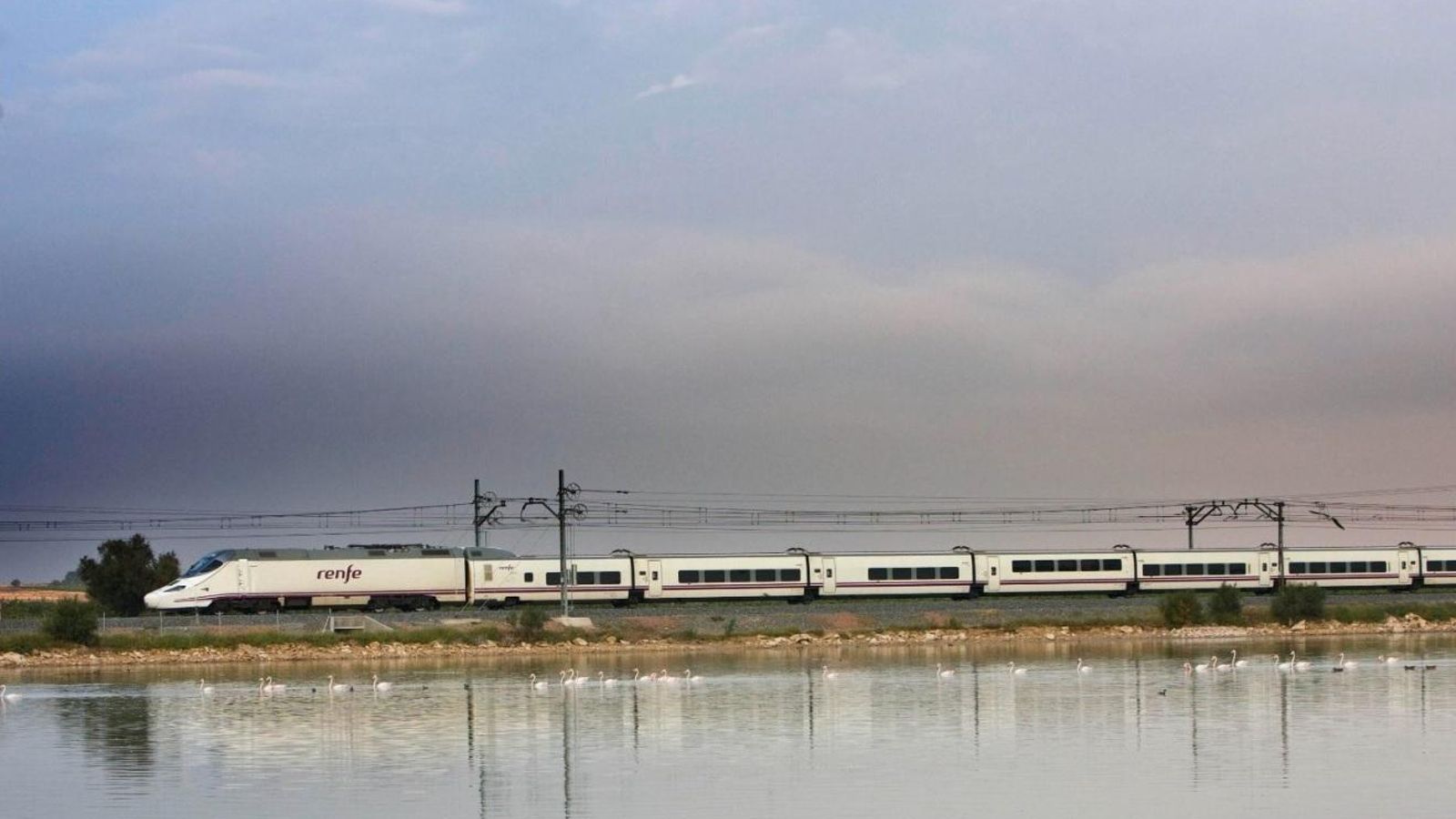 Imatge d'un dels trens de Renfe que circularà després de la DANA