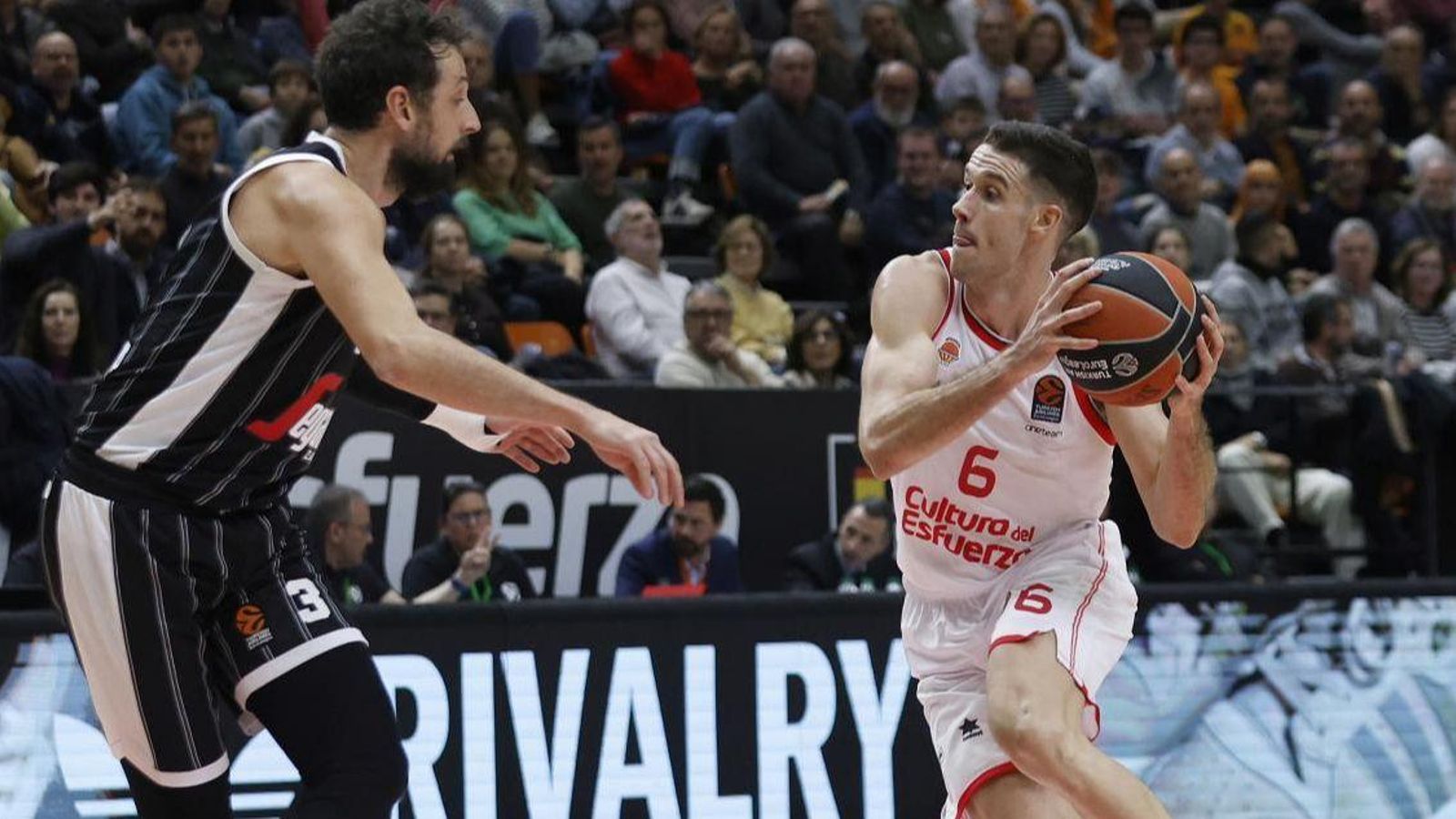 López Arostegui en un partit europeu