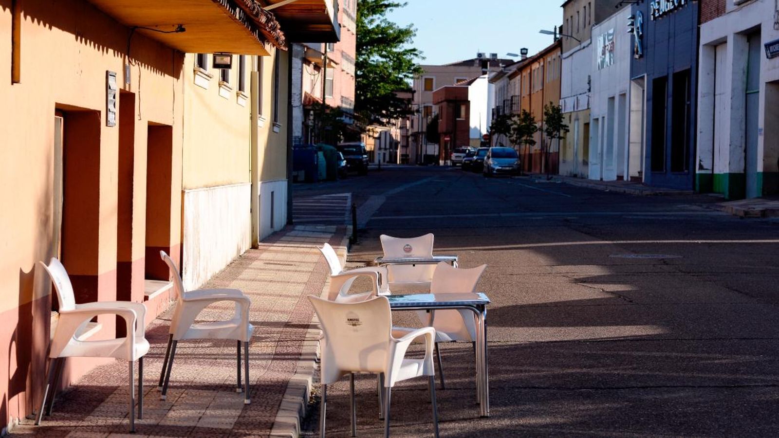 Una terrassa buida a Íscar