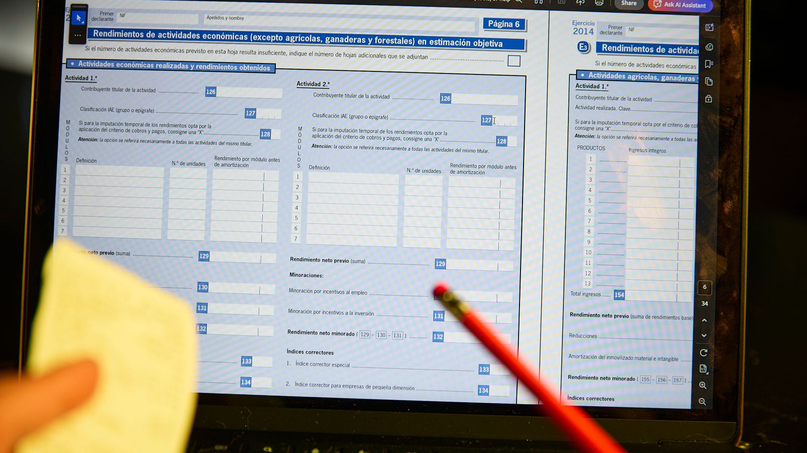 Imatge d'arxiu d'un esborrany de la declaració de la renda