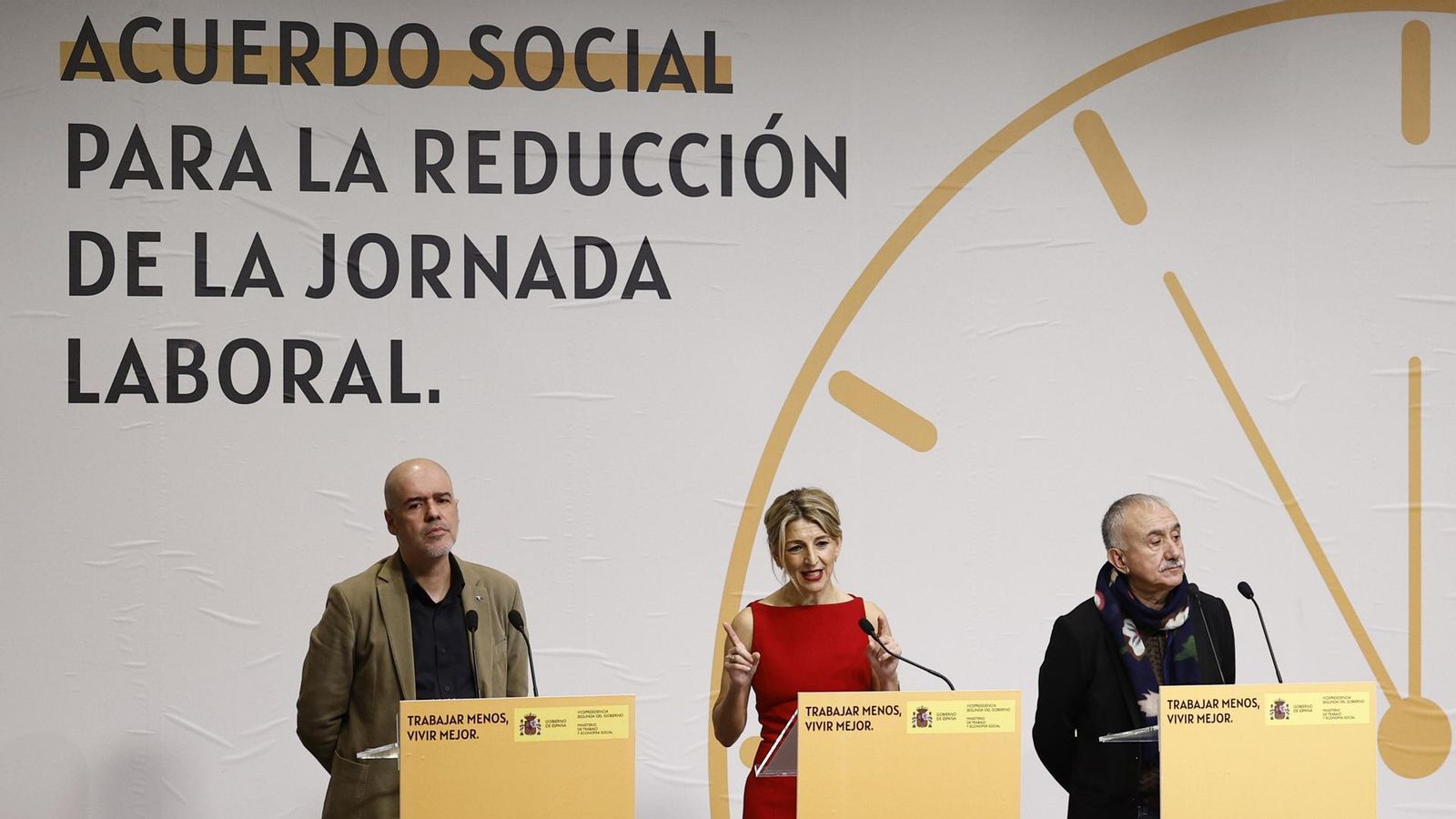 Firma de l'acord per a la reducció de la jornada laboral, este divendres