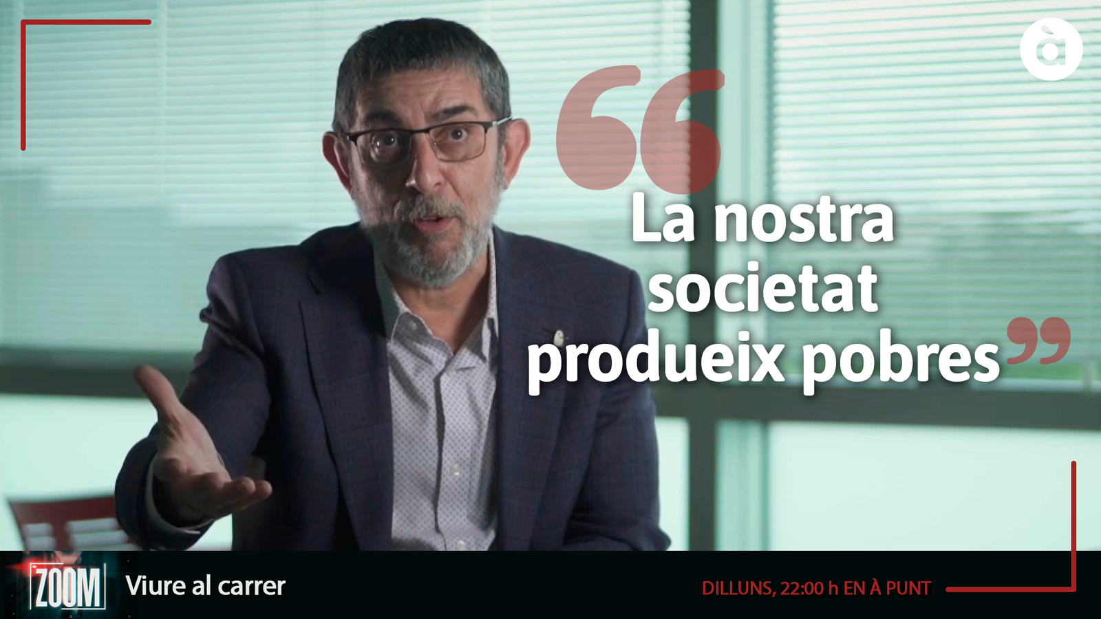 El sociòleg Rafa Castelló assegura que el sistema produeix pobresa i obliga milers de persones a viure en els marges de la societat