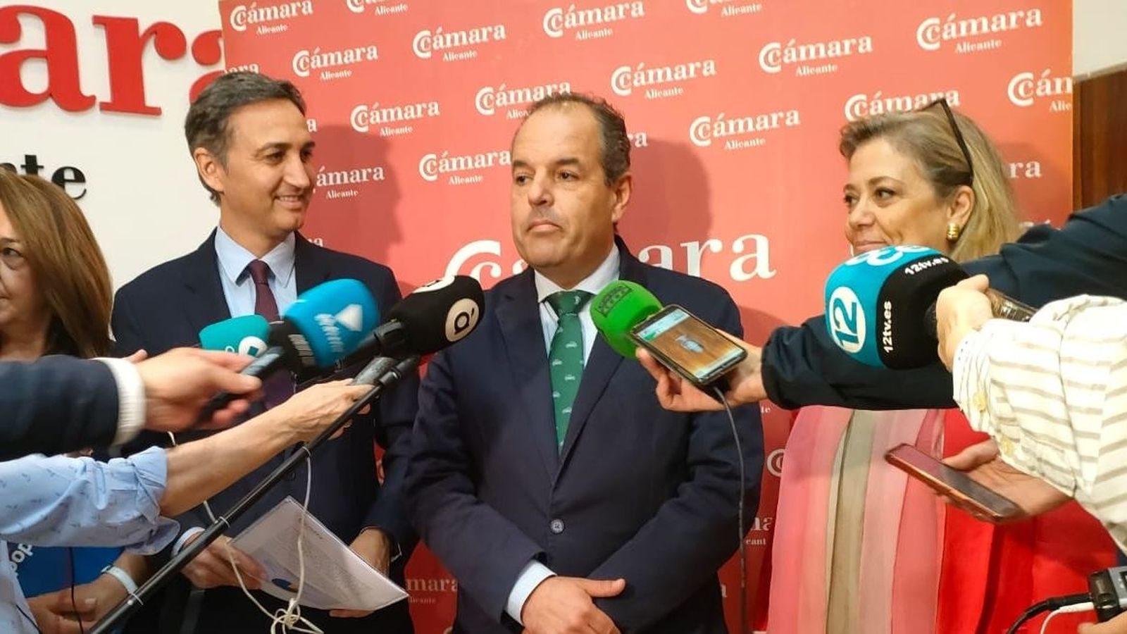 EuropaPress_4751981_presidente_camara_comercio_carlos_bano_diputado_nacional_partido_popular