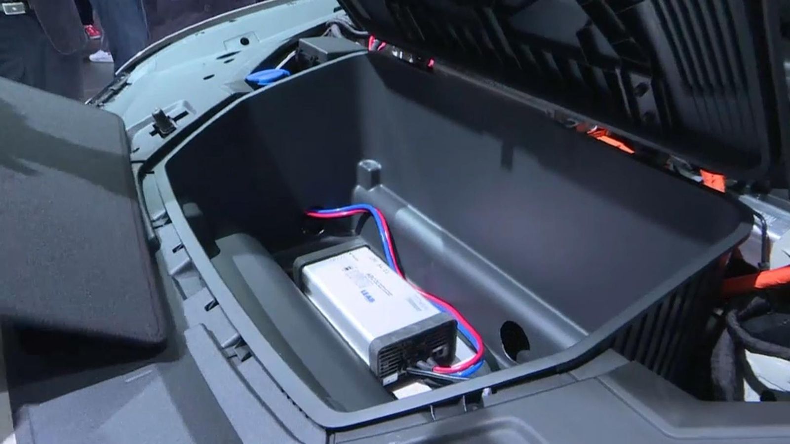 L\'Associació Valenciana de Vehicles Elèctrics dubta que es complisca el calendari de prohibició de venda de cotxes de gasolina