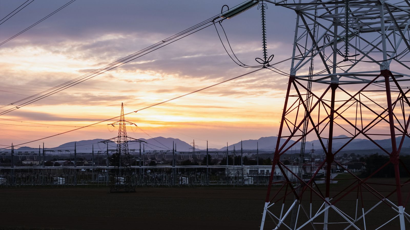 Subestació elèctrica en una imatge d'arxiu