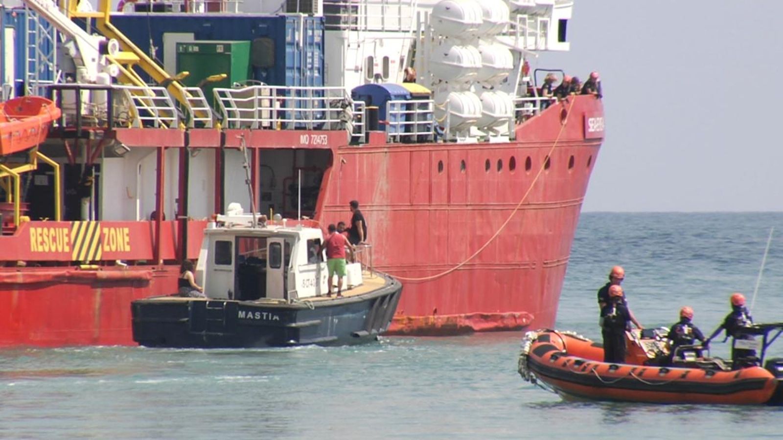 El Sea Eye ha salpat aquest dissabte des del port de Borriana