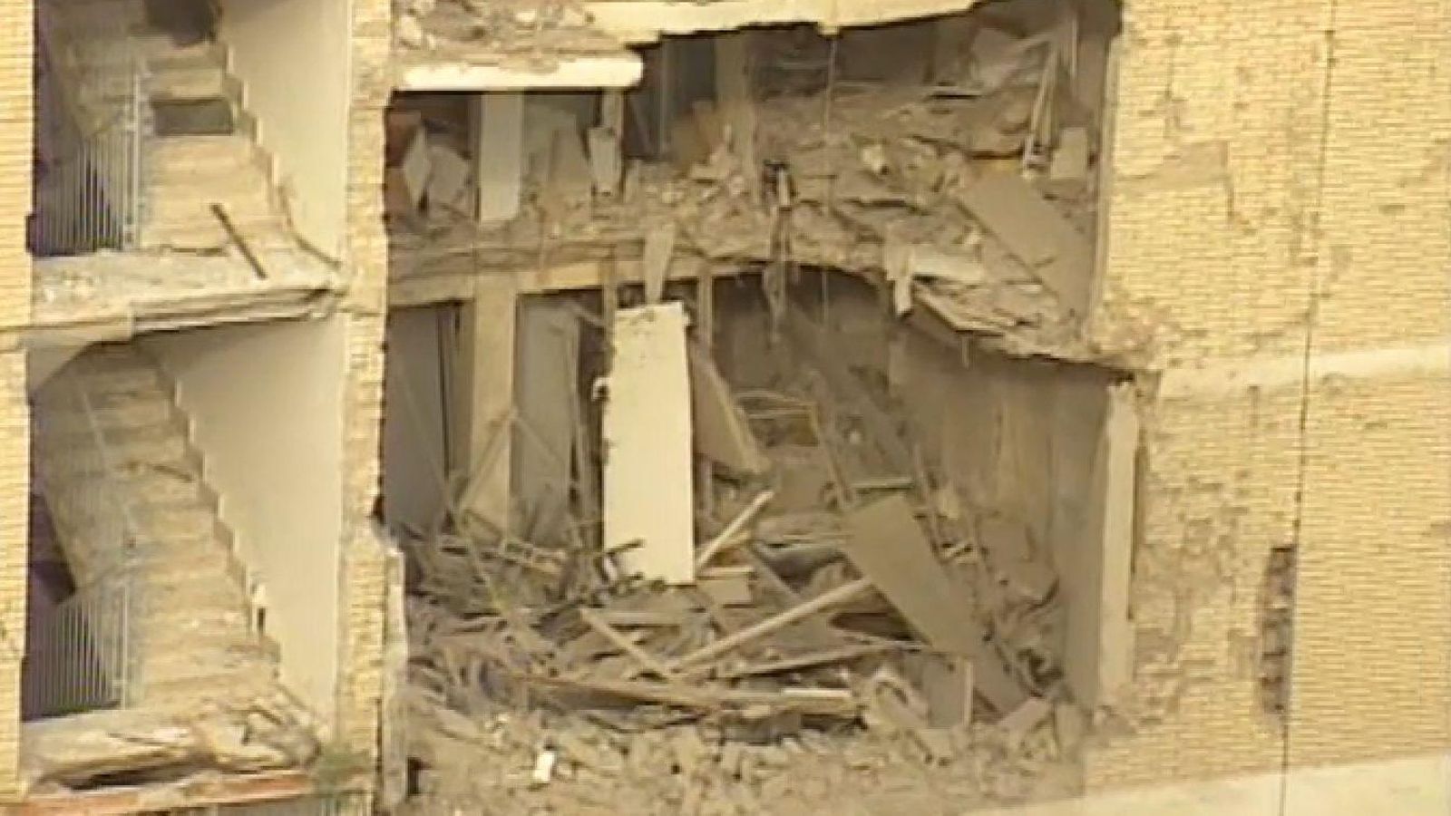 Imatge d'arxiu de l'atemptat d'ETA a Santa Pola el 2002