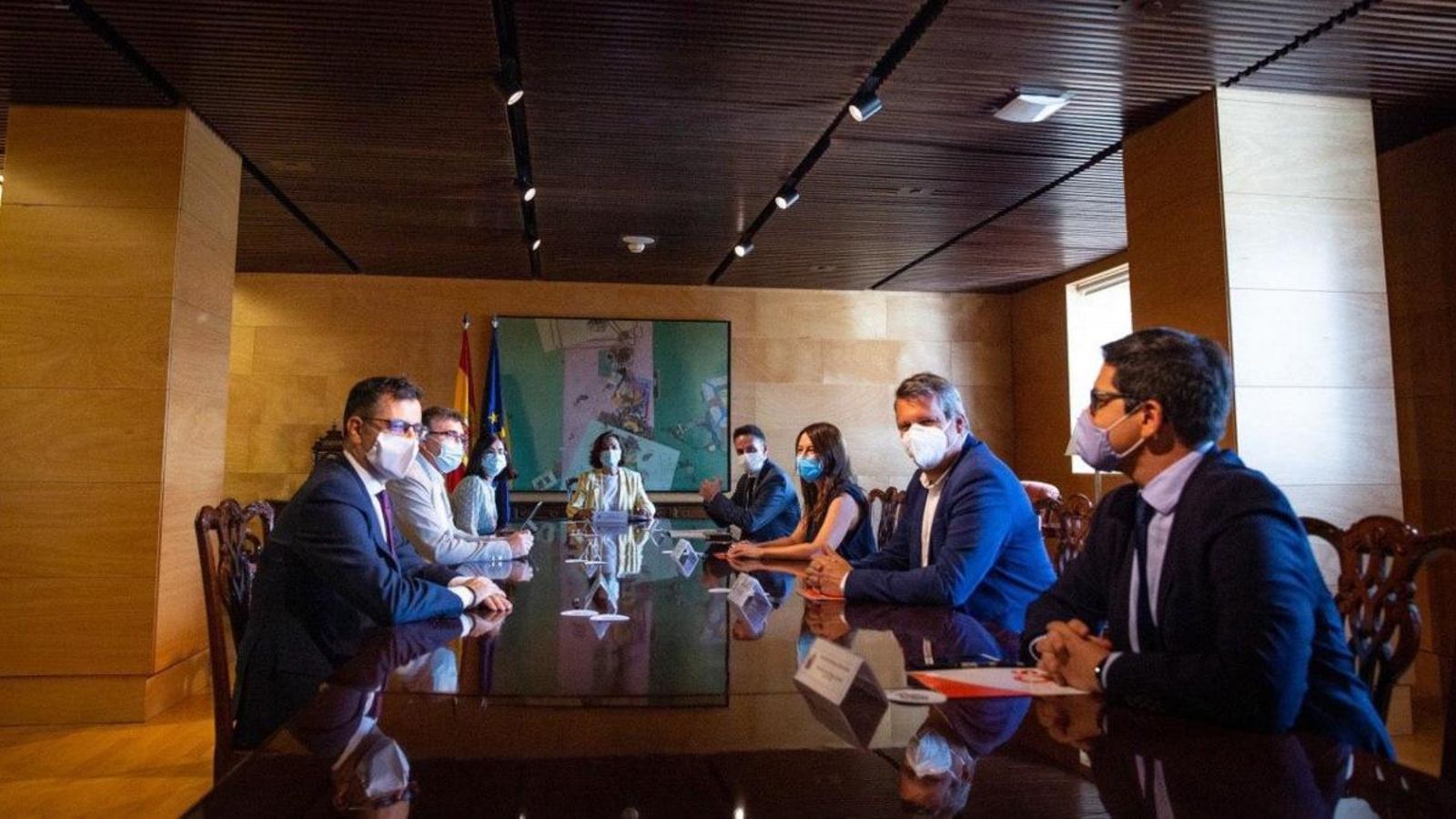 Ciutadans es reuneix amb el govern espanyol