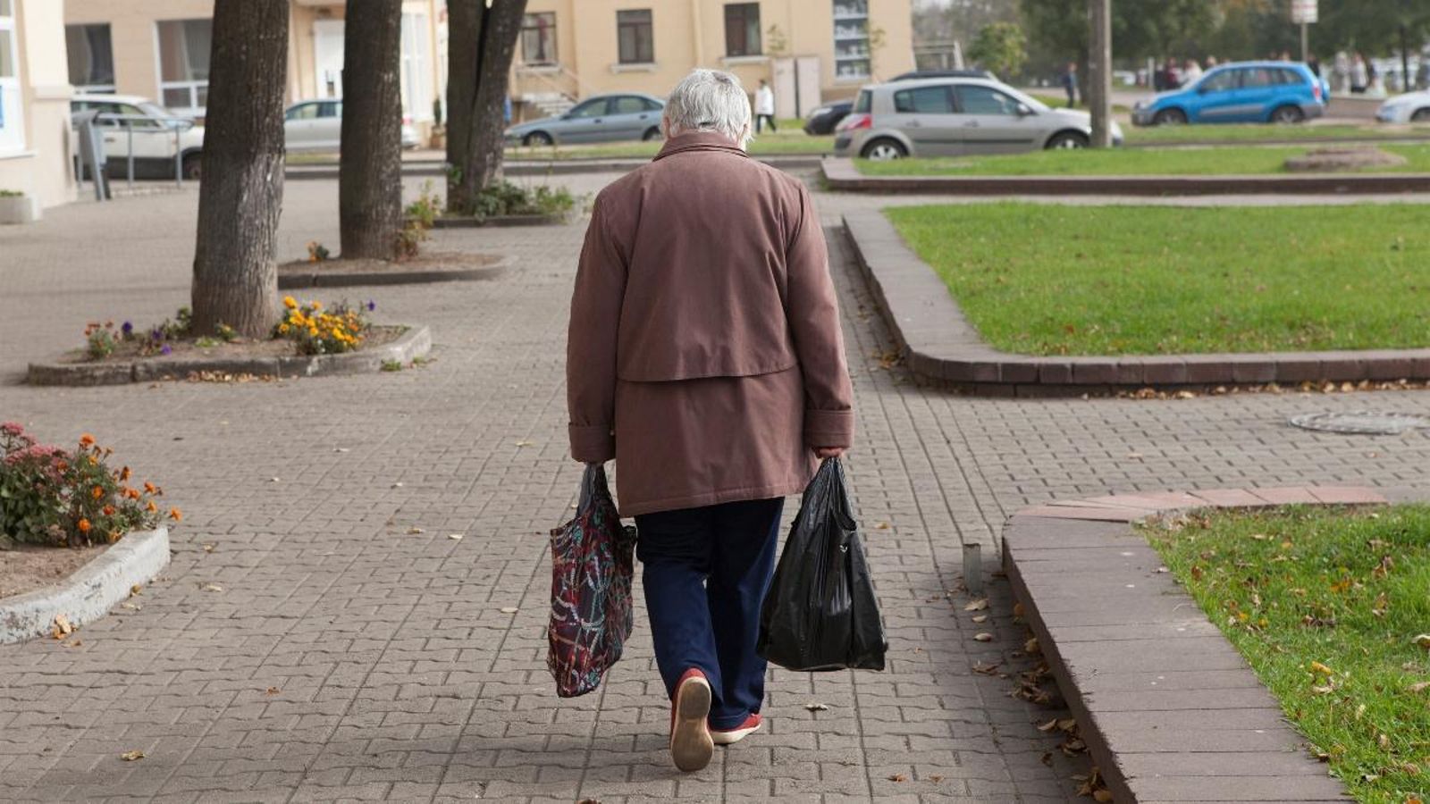 Una dona major, en una imatge d'arxiu