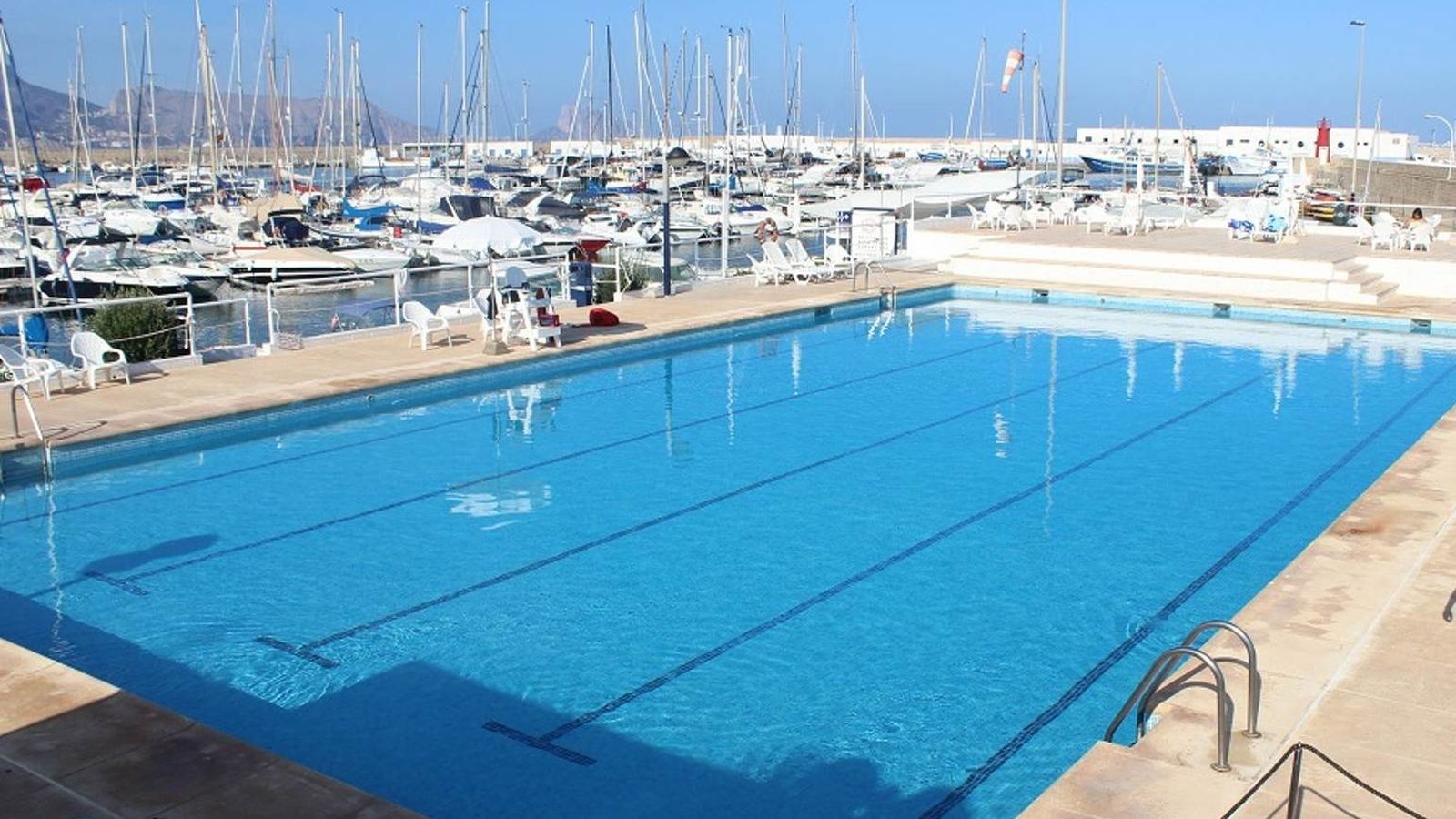 Imatge d'arxiu de la piscina del Club Nàutic d'Altea