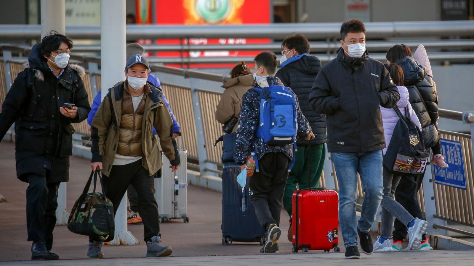 Passatgers en l'aeroport de Beijing