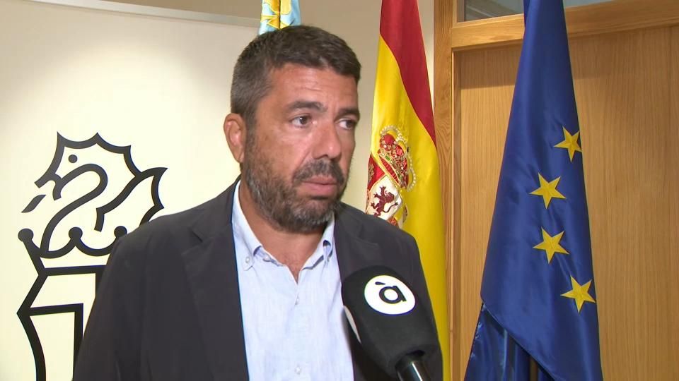 El president de la Generalitat, Carlos Mazón, atén À Punt NTC