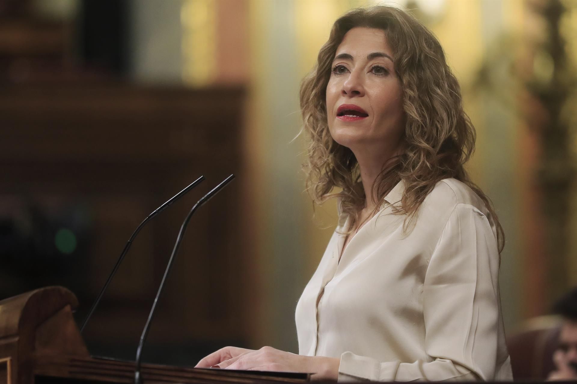La ministra de Transports, Raquel Sánchez, intervé aquest dijous en el ple del Congrés La ministra de Transports, Raquel Sánchez, intervé aquest dijous en el ple del Congrés