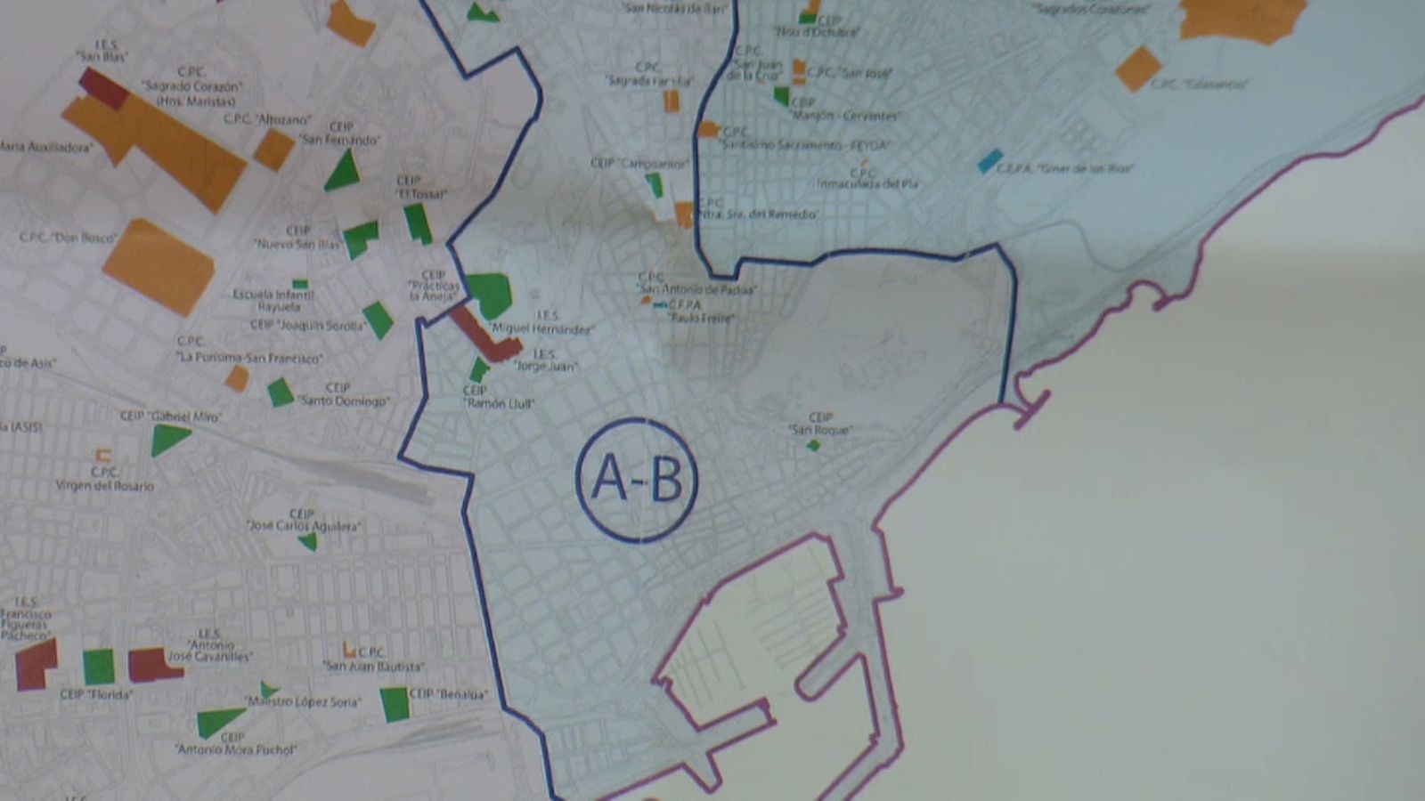 La Conselleria d\'Educació no aprovarà el districte escolar únic a Alacant