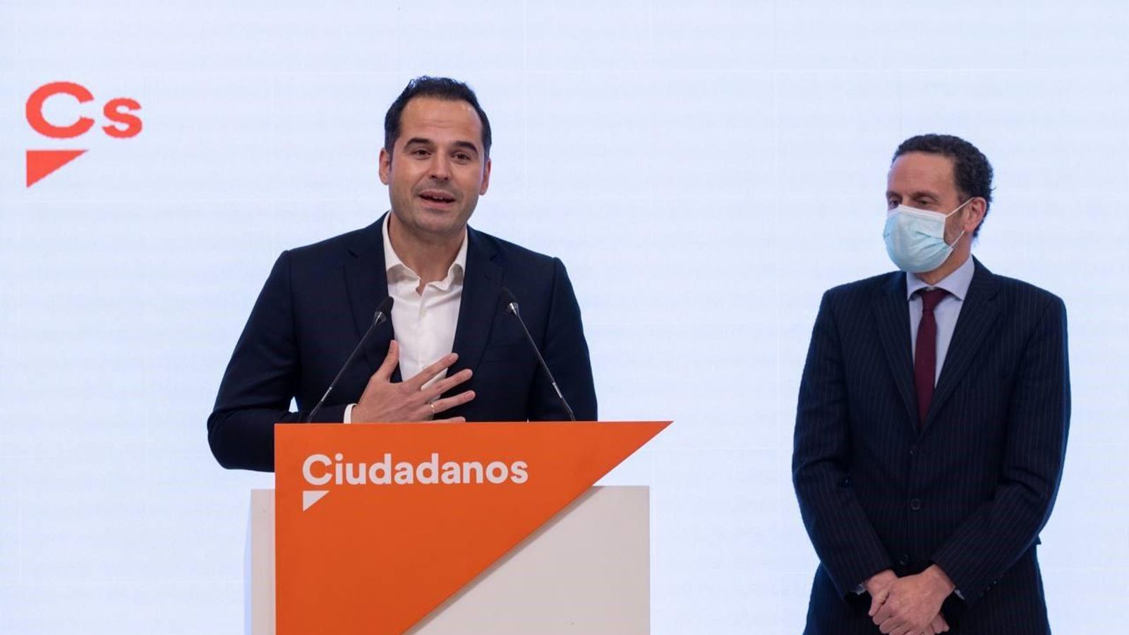 L'exvicepresident de la Comunitat de Madrid, Ignacio Aguado durant una compareixença en la seu de Ciutadans en març de 2021