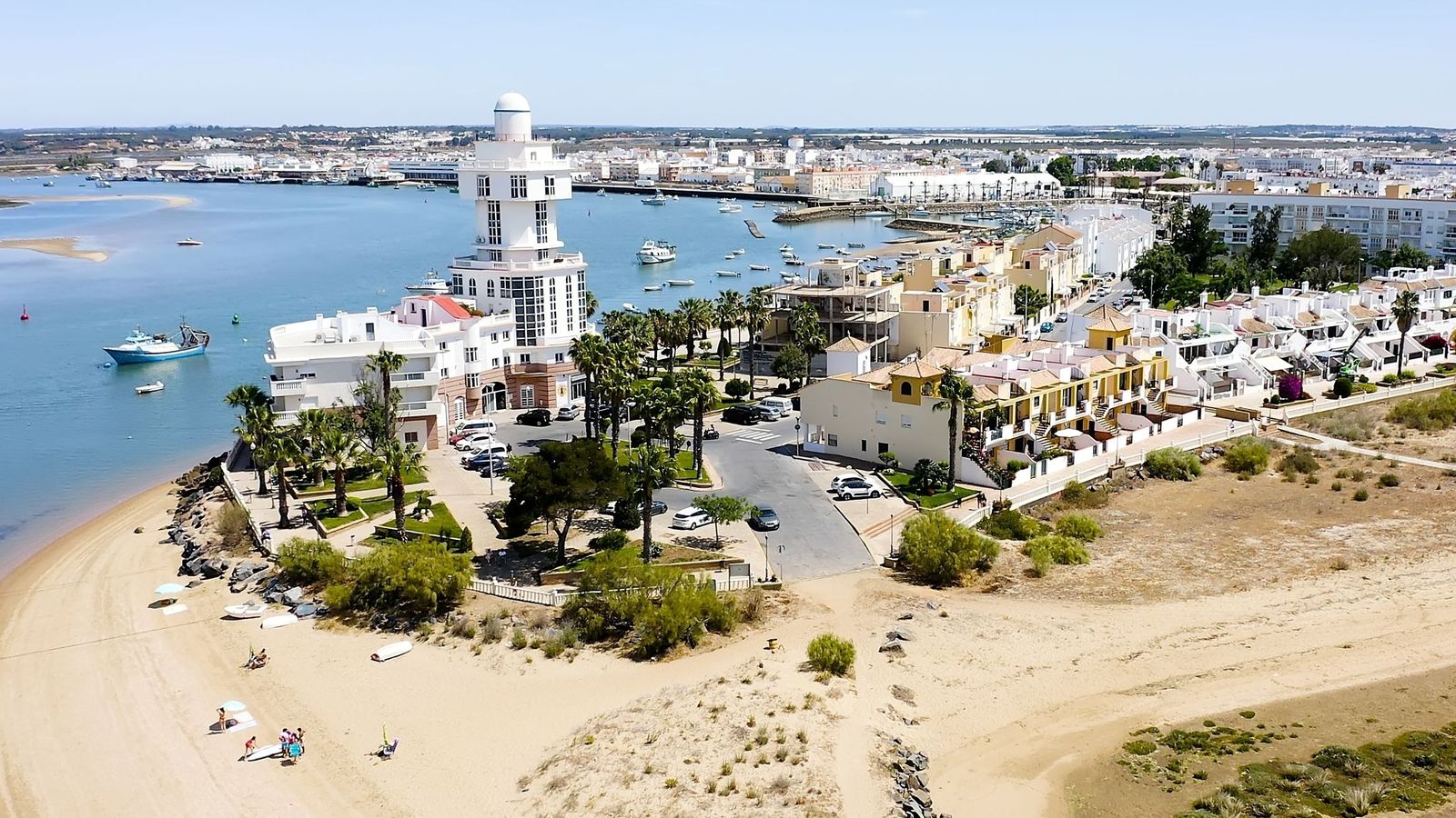 Vista aeria del port d'Illa Cristina, en una imatge d'arxiu