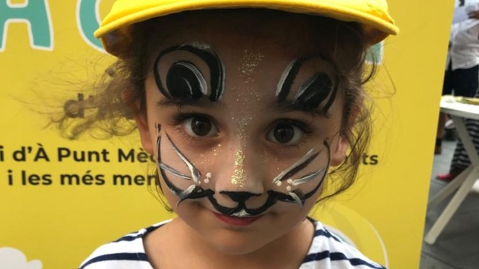 Festa de la Colla del passat 9 d’octubre, celebrada a la plaça de Manises de València.