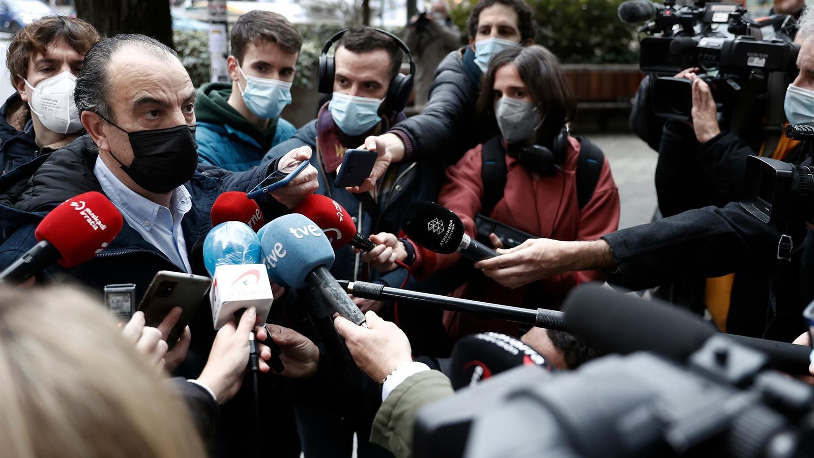 El diputat d'UPN Carlos García Adanero a l'arribada a l'executiva