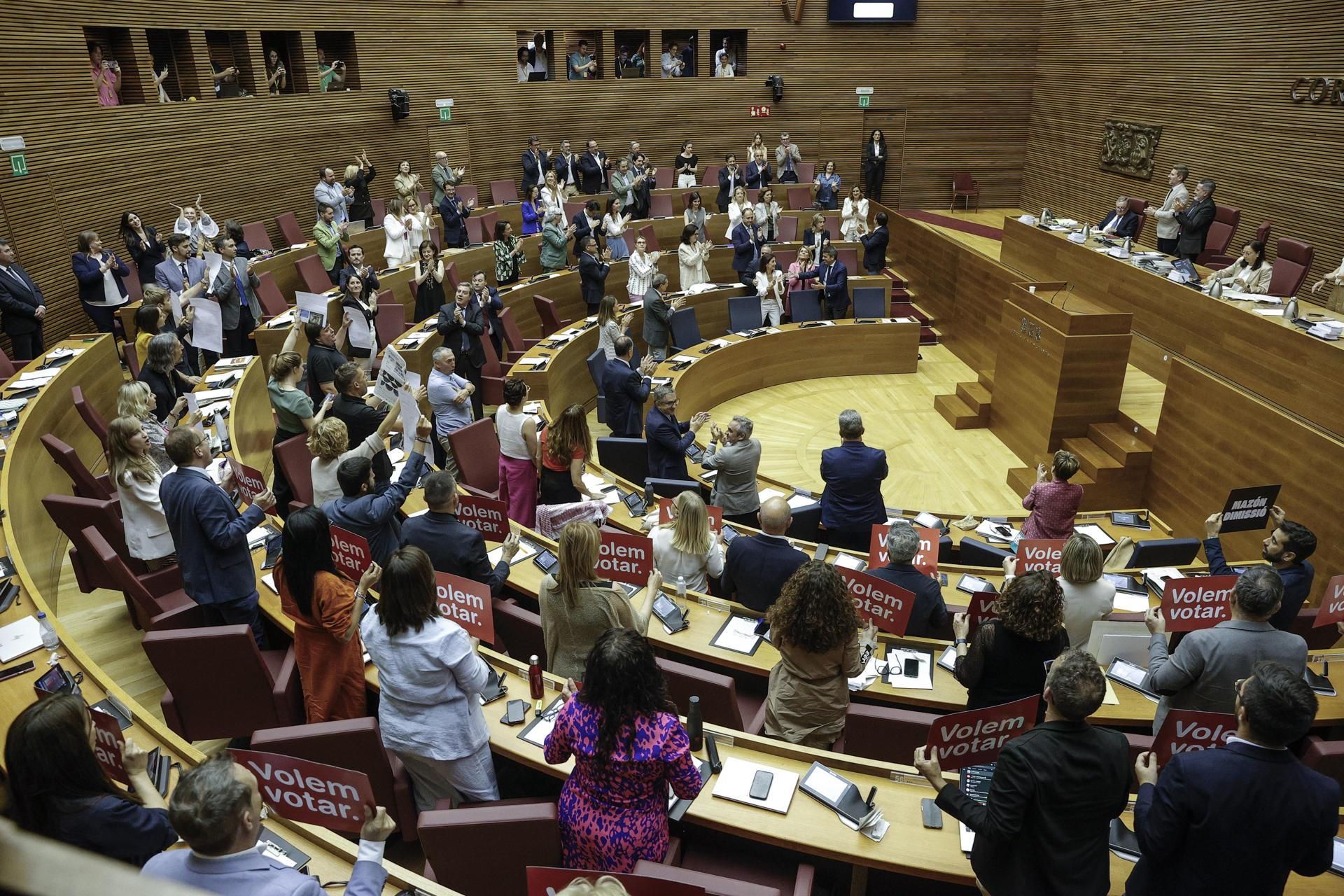 Les Corts aproven els pressupostos del 2025 Les Corts aproven els pressupostos de 2025