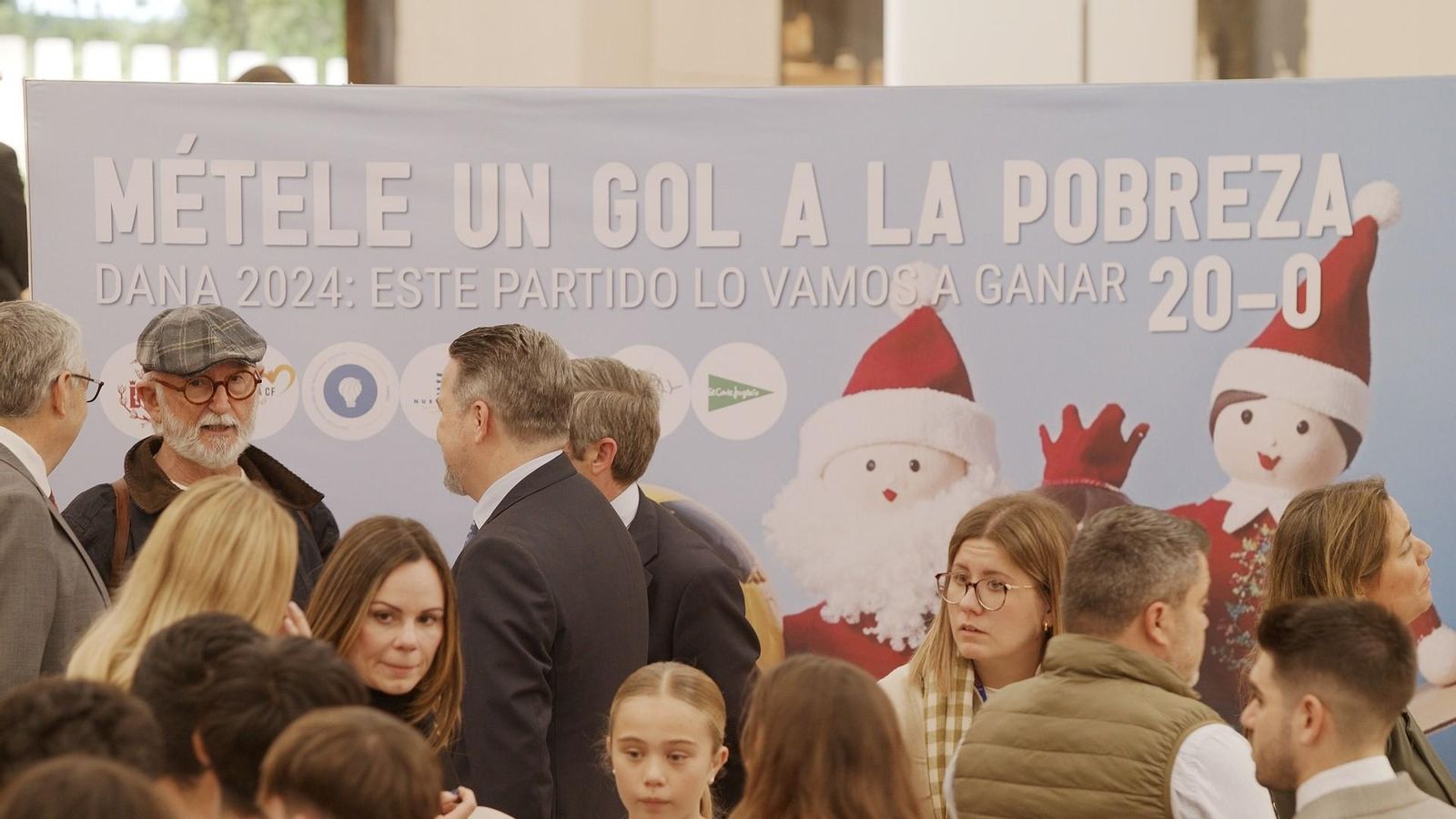 Un Nadal solidari a Nuevo Centro amb “Métele un gol a la pobreza”