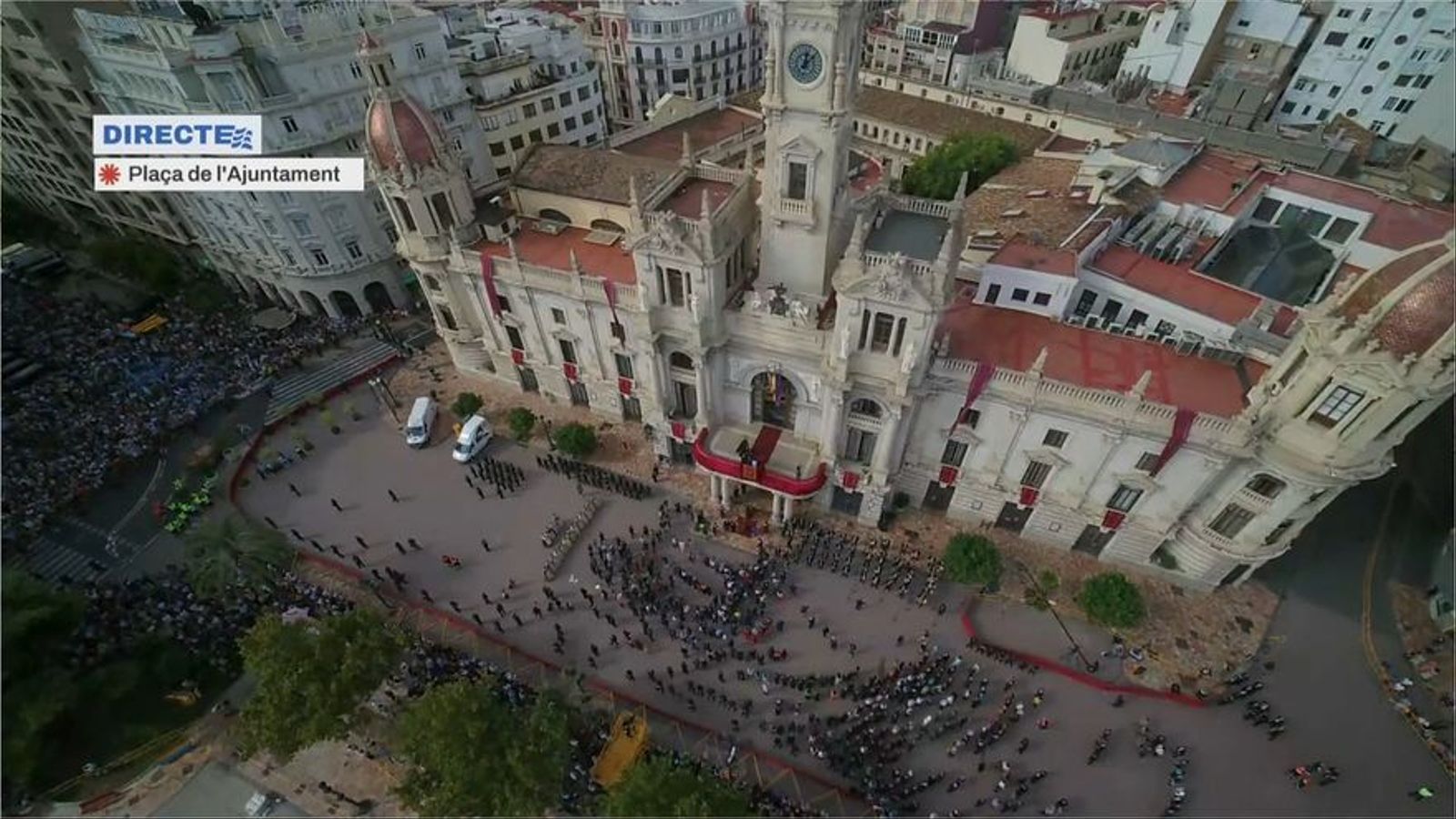 Els equips d'informatius van oferir més de cinc hores de directe