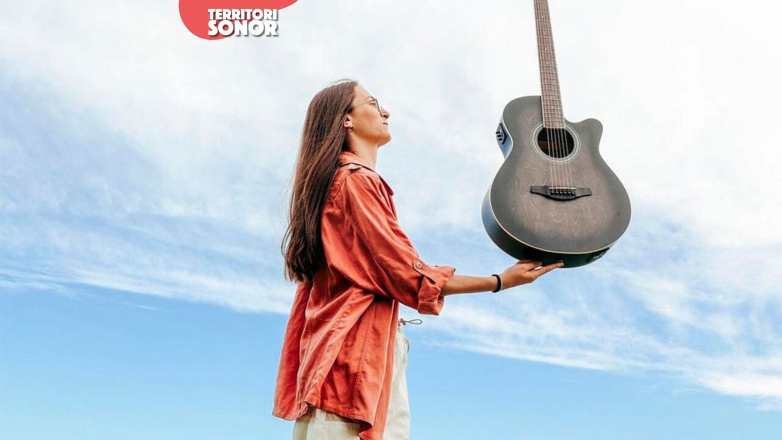 16.05.2024 | Més que lletres | L'IES Hermanos Amorós analitza 'Estima'm', un tema de Naina