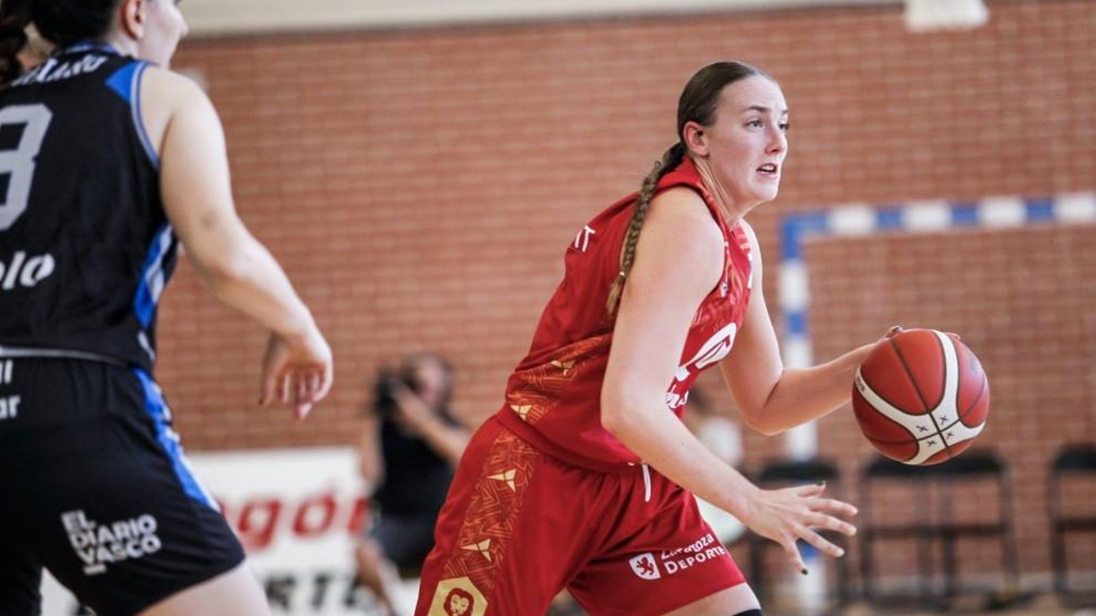 Merritt Hempe, durant un partit amb Casademont Saragossa