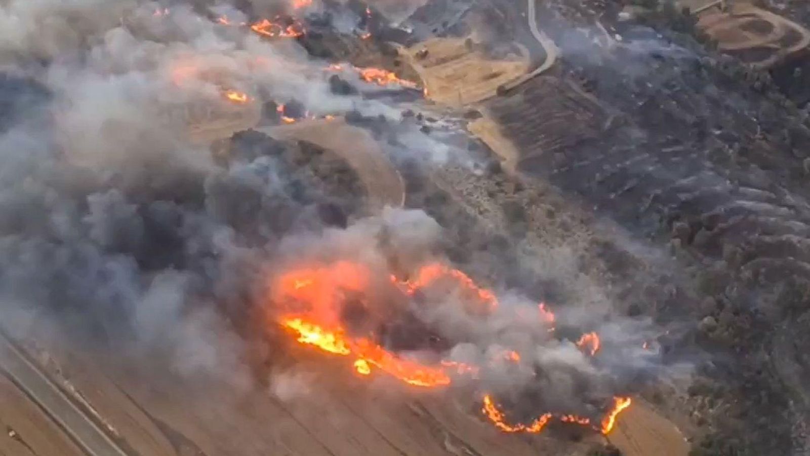 Dos incendis simultanis a la comarca catalana de la Segarra a Torrefeta i Florejacs Dos incendis simultanis a la comarca catalana de la Segarra a Torrefeta i Florejacs
