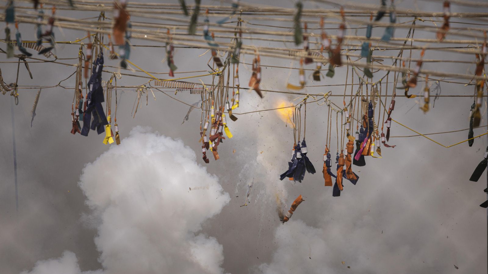 Mascletà de les Falles 2023 en l'Ajuntament de València