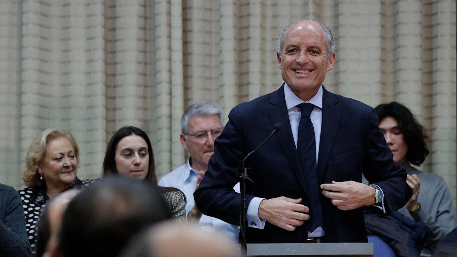 Camps durant el pronunciament d'una conferència el passat 17 de gener Camps durant el pronunciament d'una conferència el passat 17 de gener