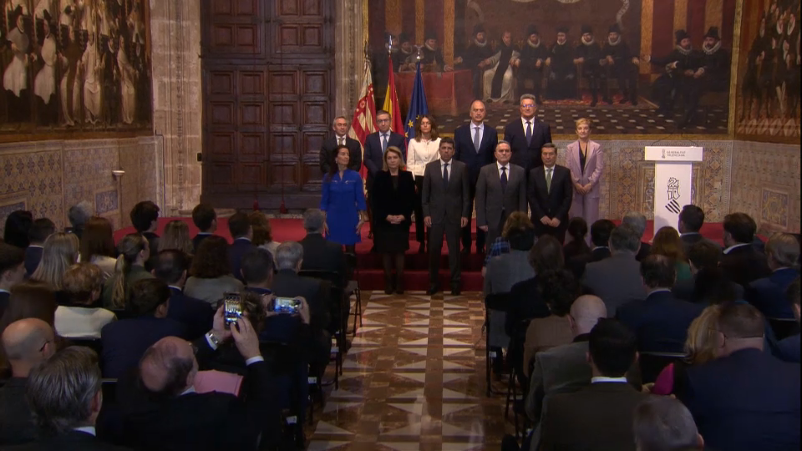 Mazón nega que hagen pujat els sous del Consell