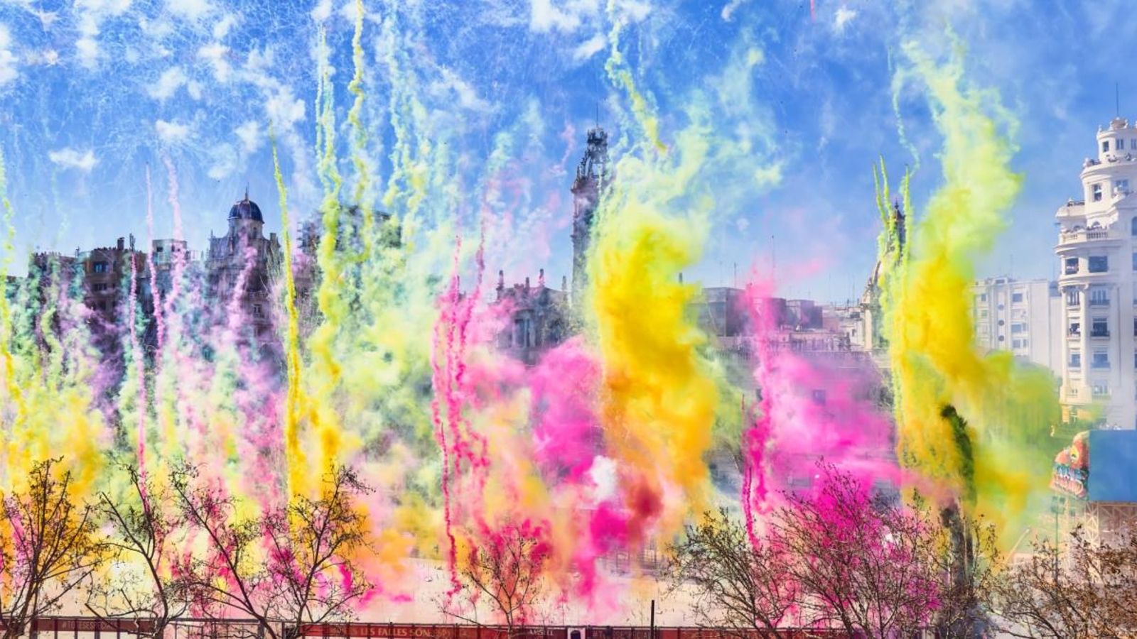 Mascletà en À Punt