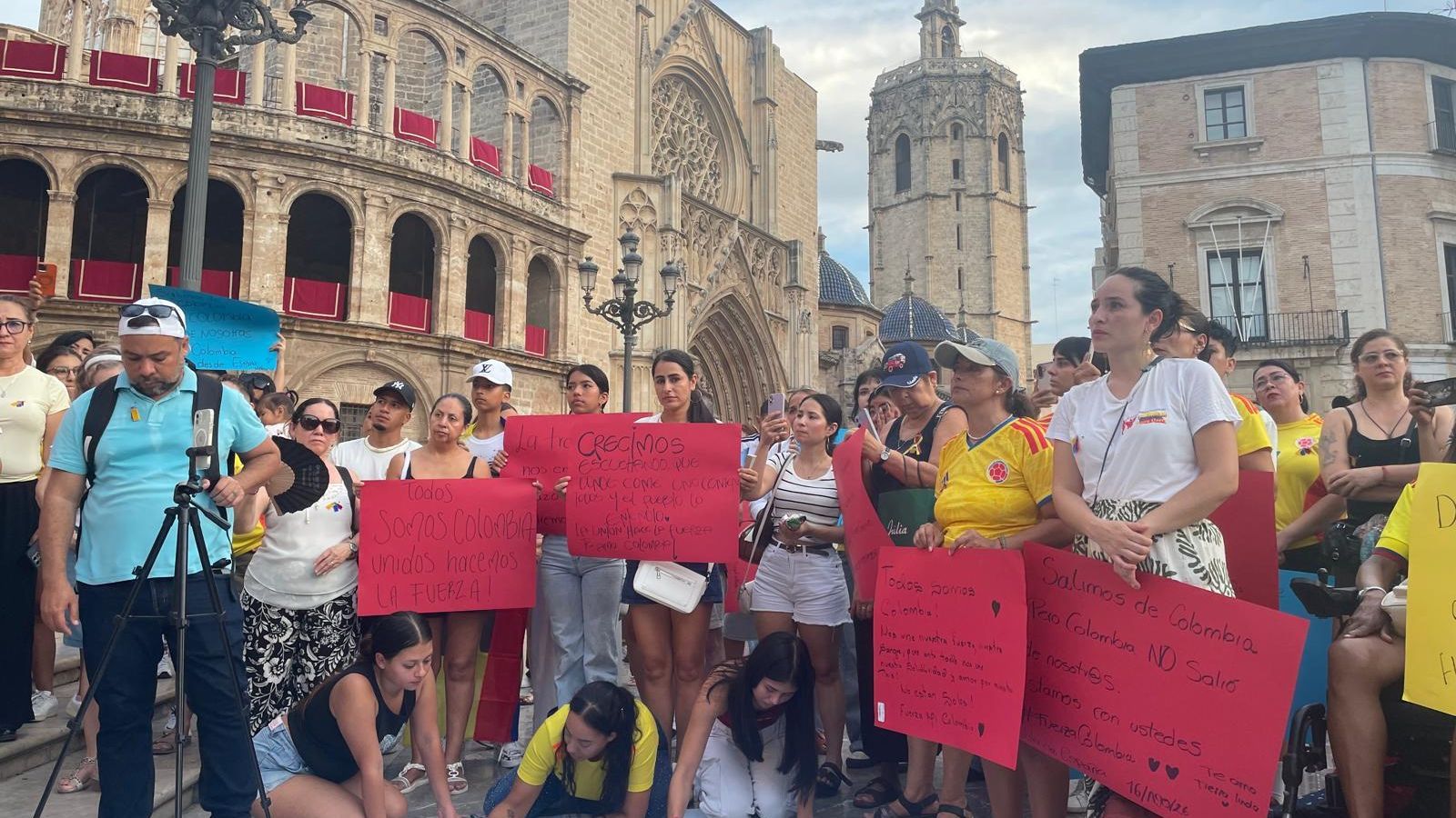 Concentració de la comunitat colombiana a València