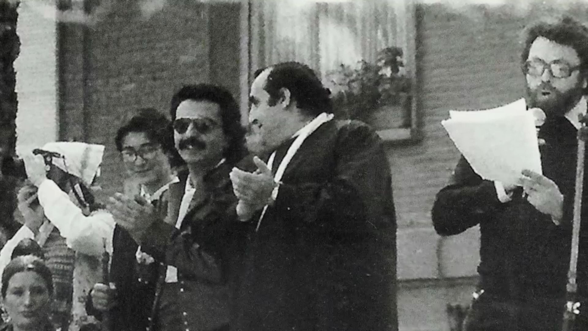 Julio Tormo (bigot) amb Monleón, en una imatge d'arxiu que mostrarà el documental Julio Tormo (bigot) amb Monleón, en una imatge d'arxiu que mostrarà el documental
