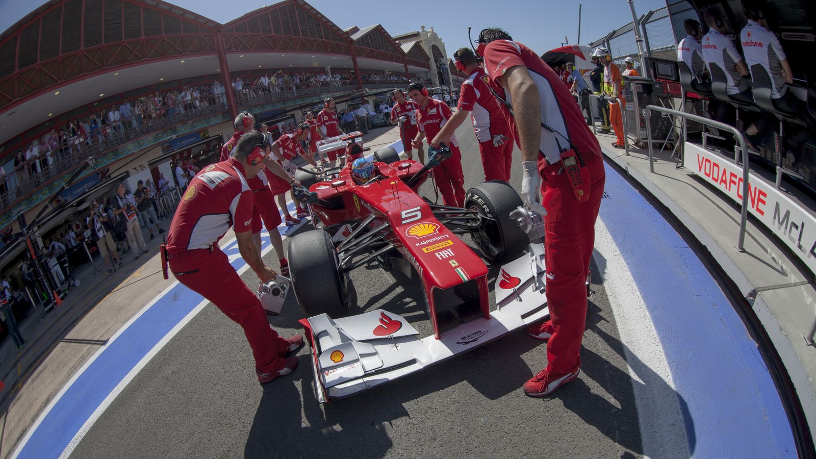 Fernando Alonso en el Gran Premi d'Europa disputat a València el 2012