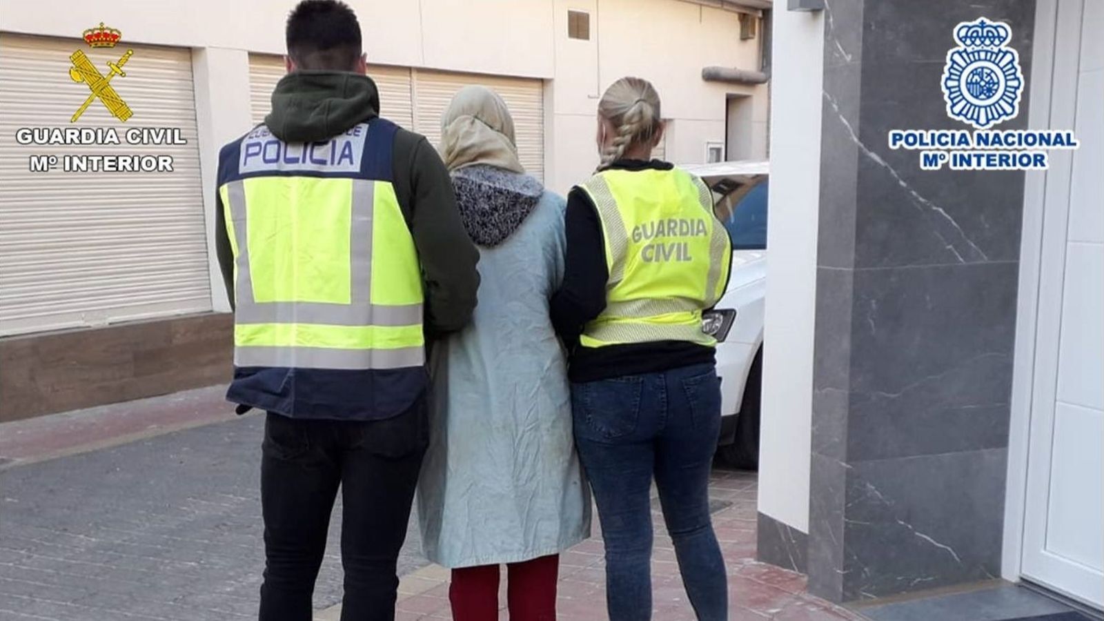 Una de les persones arrestades en l'operació