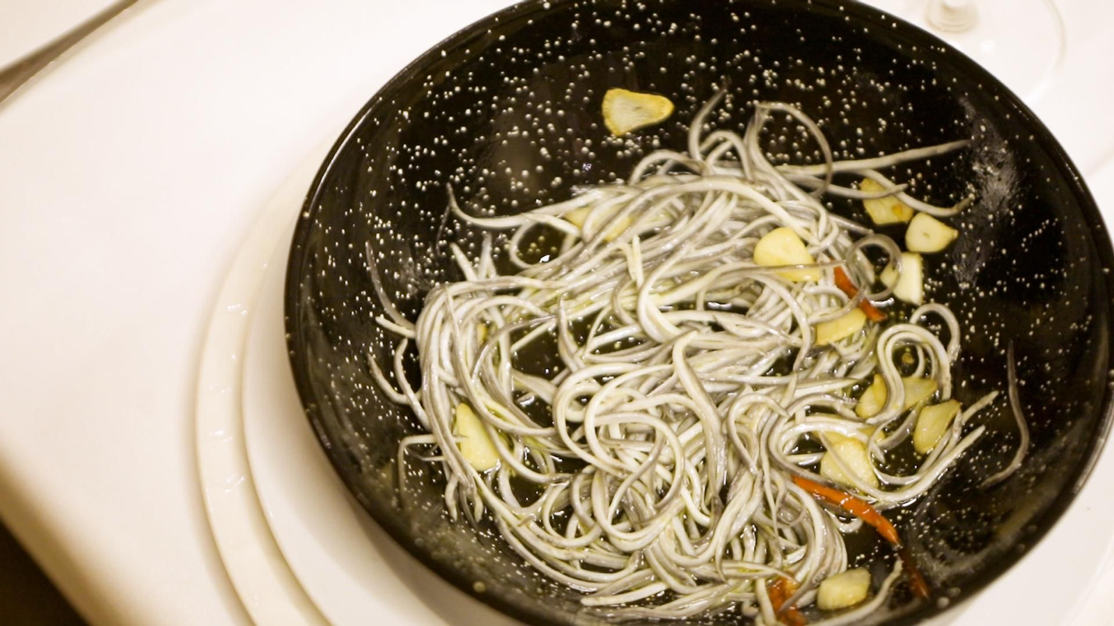 Anguiles, angules i gules