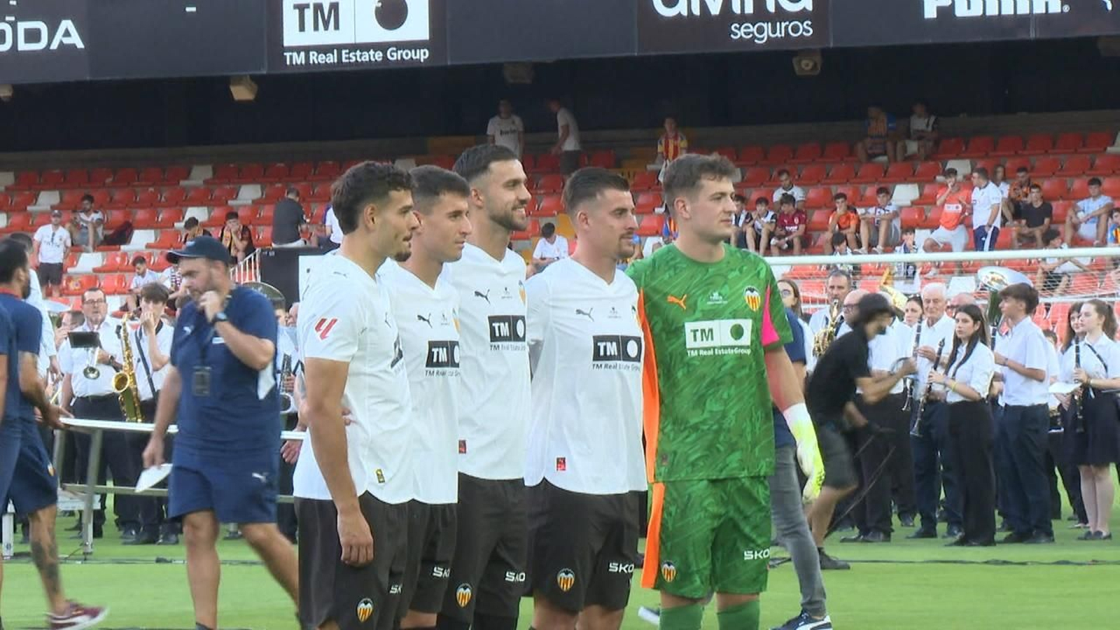 Les operacions que encara li queden al València CF