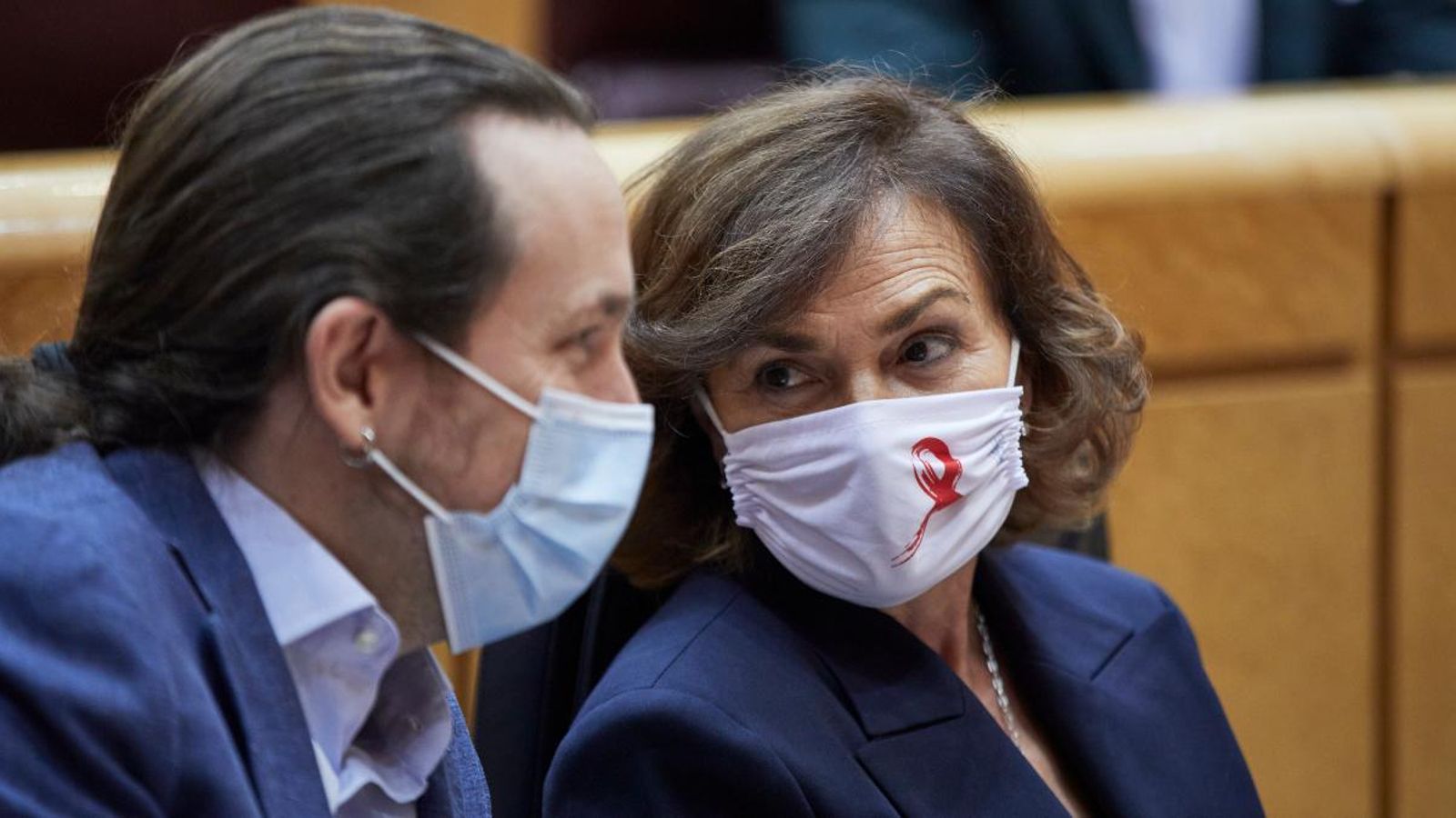 Pablo Iglesias i Carmen Calvo en el Congrés dels Diputats