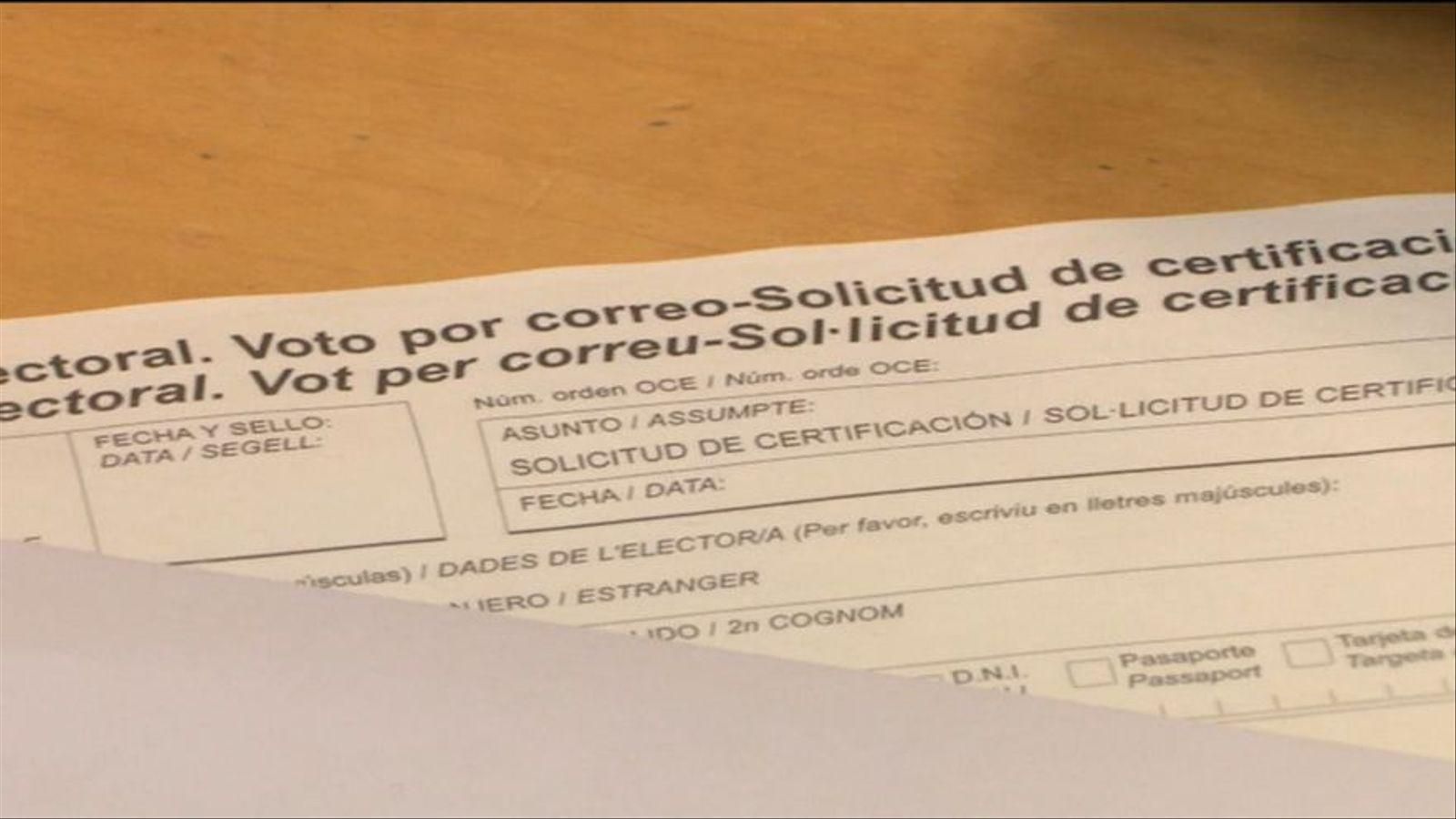 Imatge d'arxiu d'un vot per correu