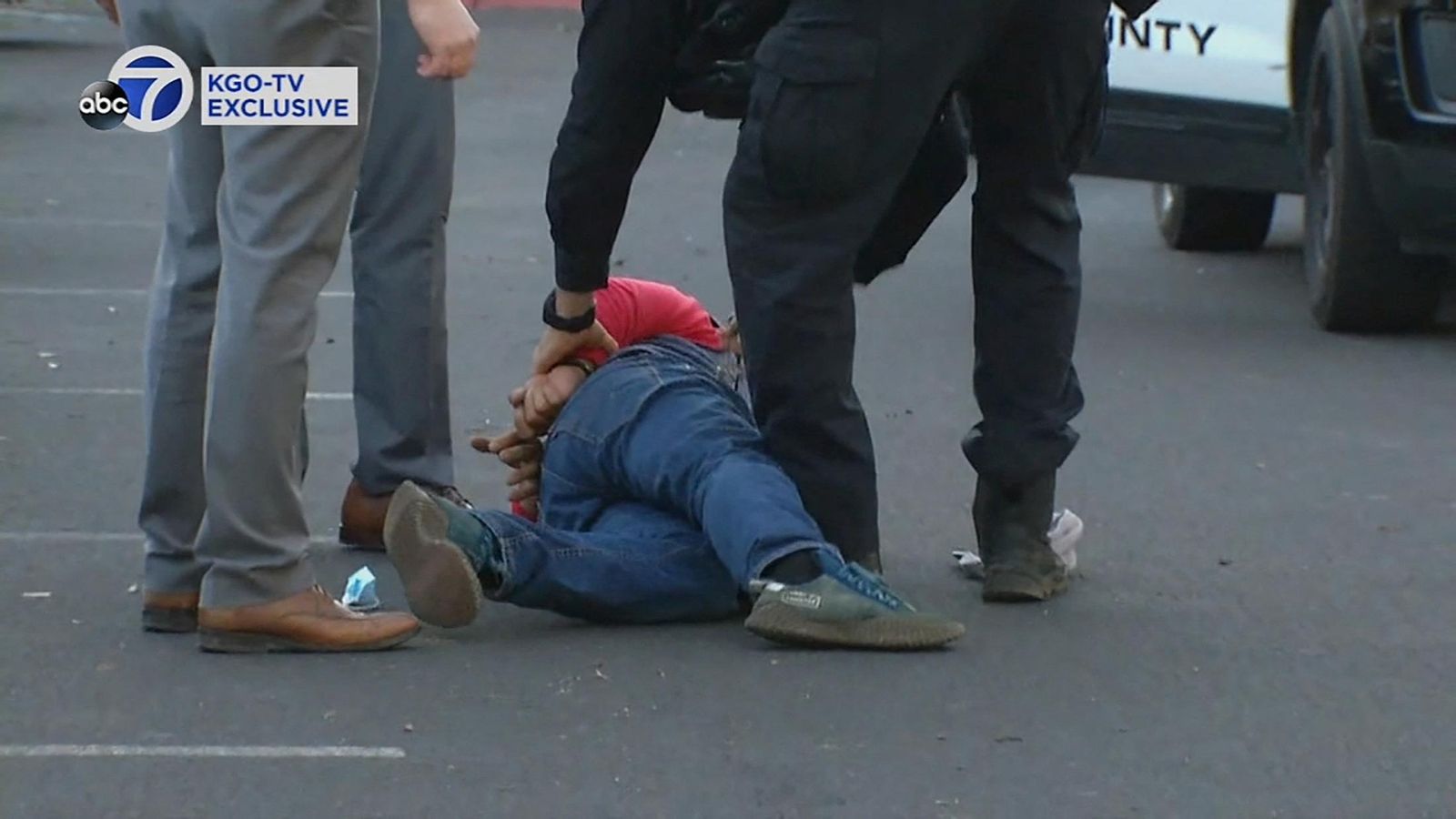El sospitòs del tiroteig a la granja d'Half Moon Bay, immobilitzat per la policia