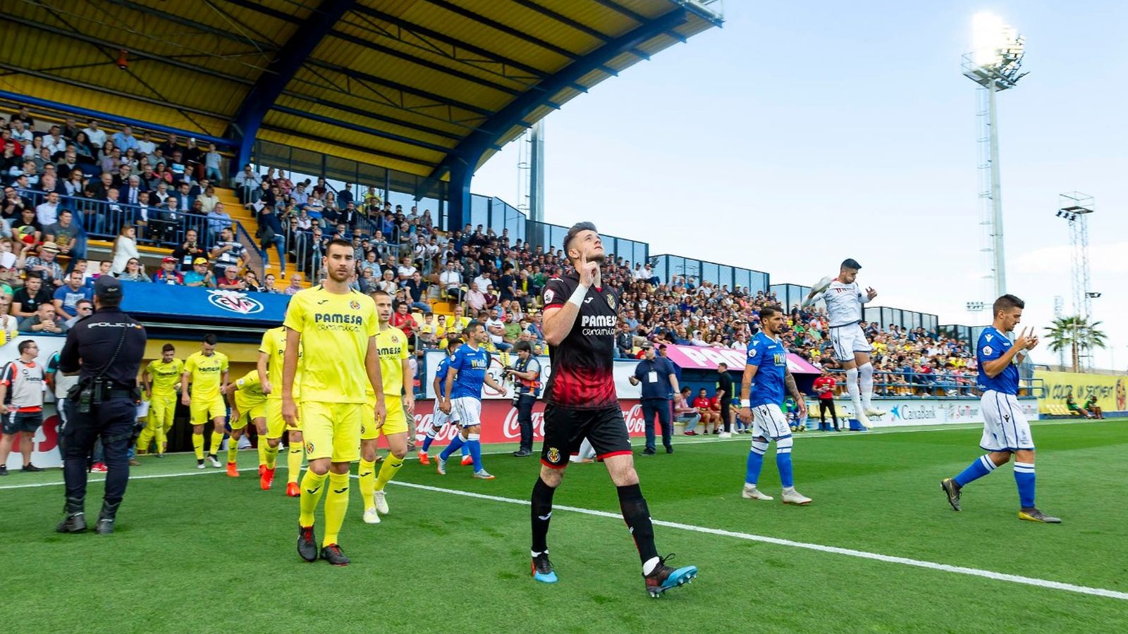 Gran ambient al Mini Estadi per al partit del Villarreal B contra el Melilla