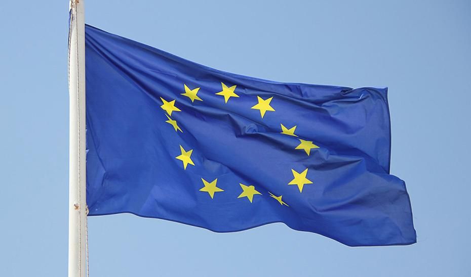 Una bandera de la Unió Europea (arxiu) Una bandera de la Unió Europea (arxiu)