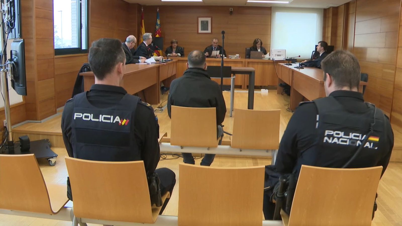 El condemnat, en la banqueta dels acusats