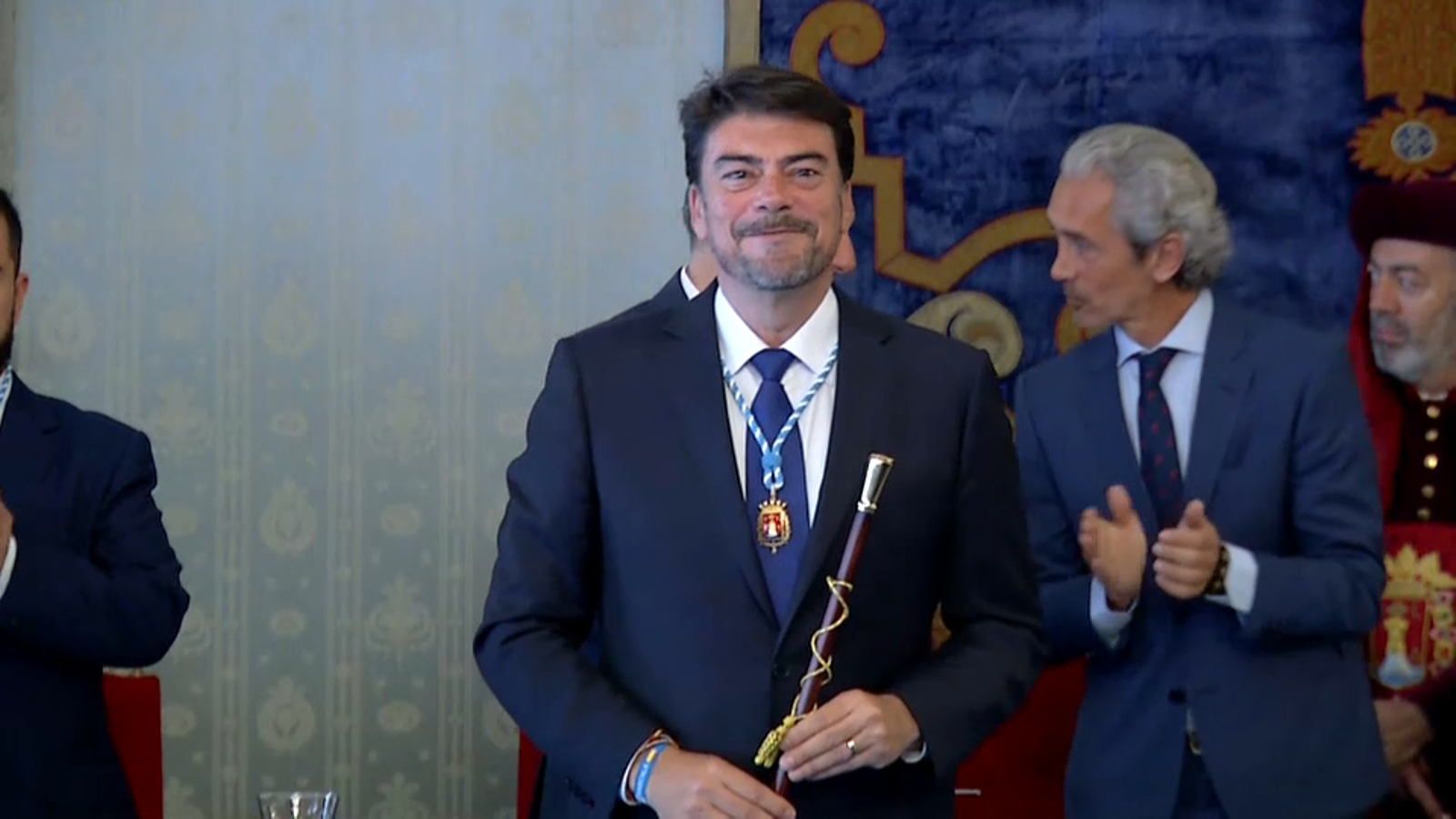 Barcala proposa apujar entre un 5 i un 10% els salaris de l\'Ajuntament d\'Alacant