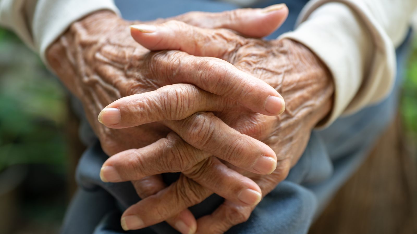 Mans d'una persona major