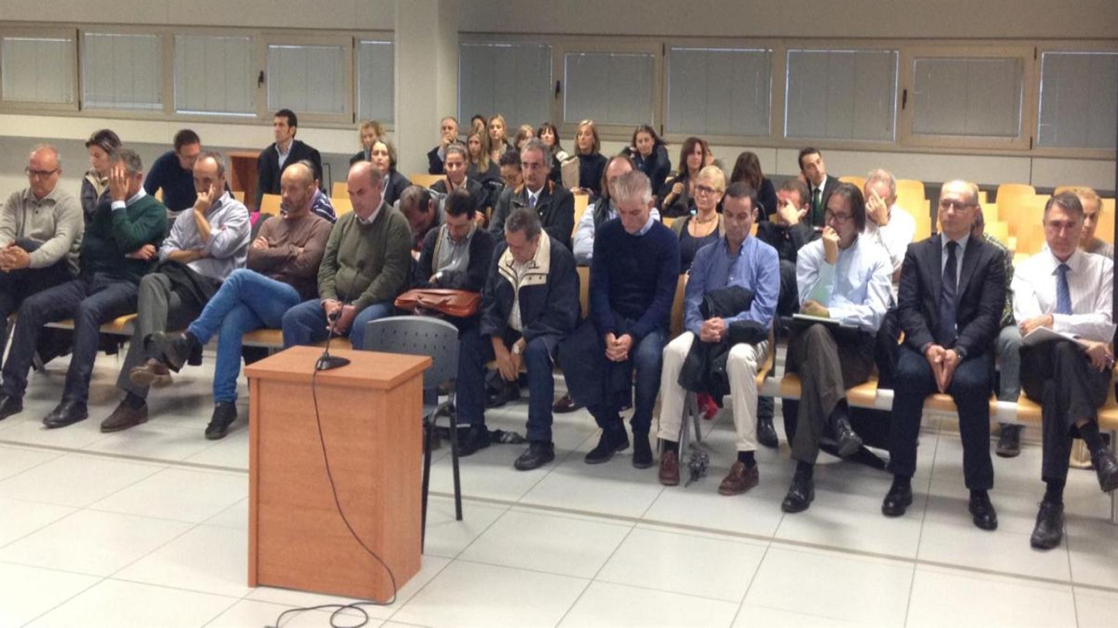 Els acusats del cas Emarsa a la banqueta, en una de les sessions del juí