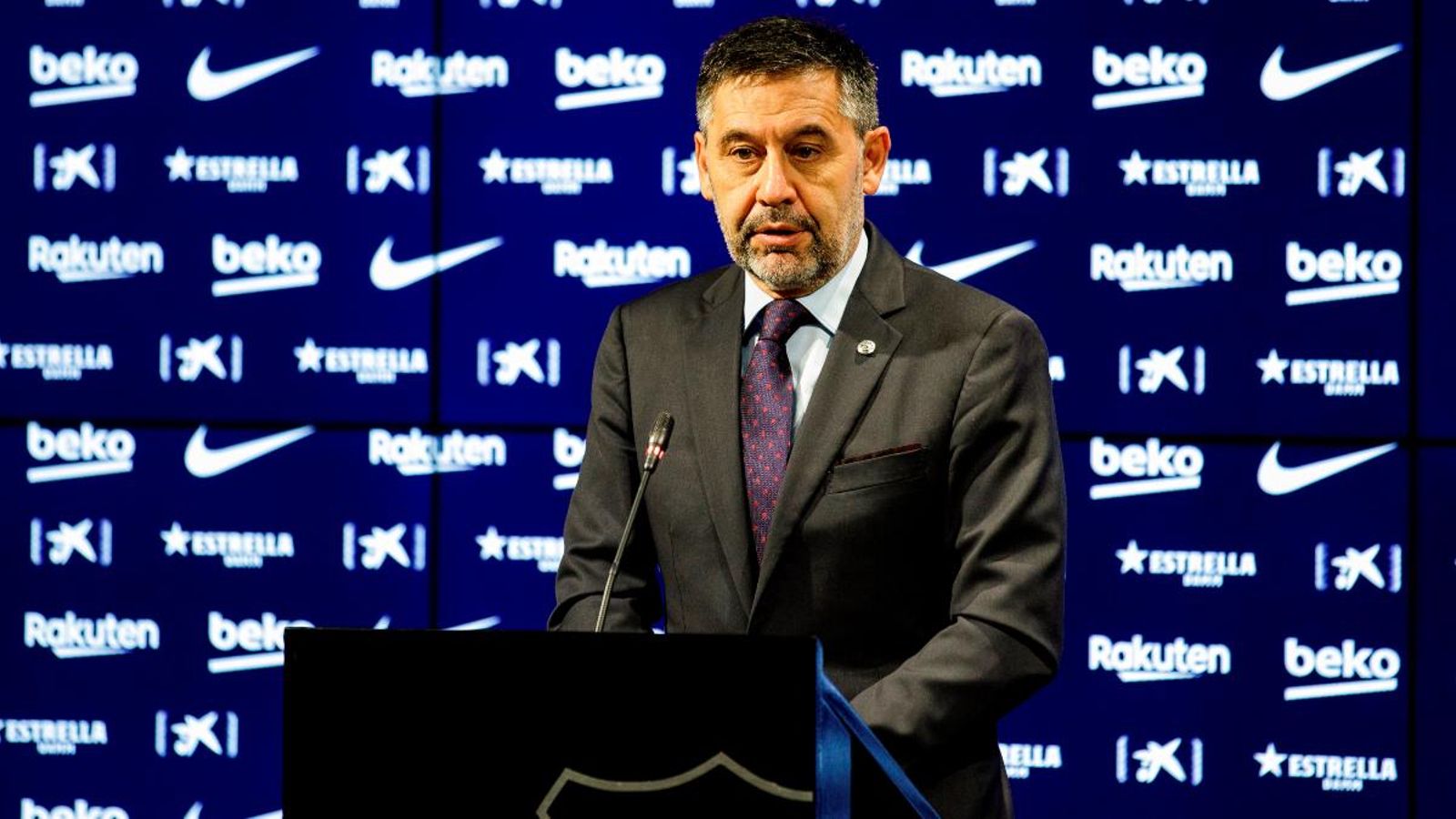 Bartomeu ha comparegut públicament per anunciar oficialment la dimissió