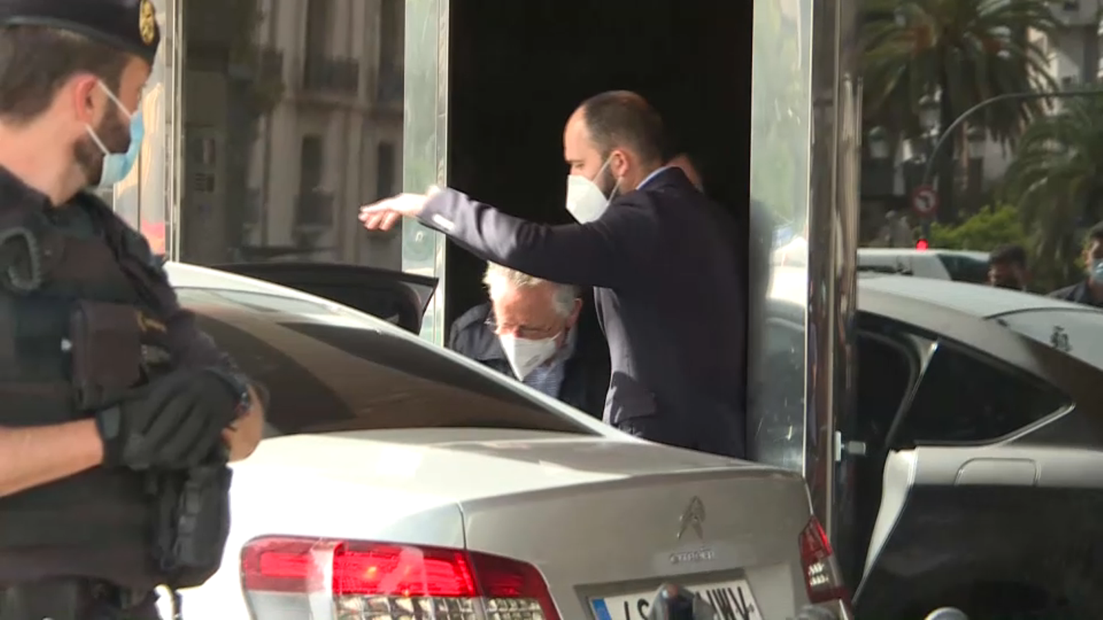 Alfons Grau, en el moment de ser detingut en el marc de l'operació Assut